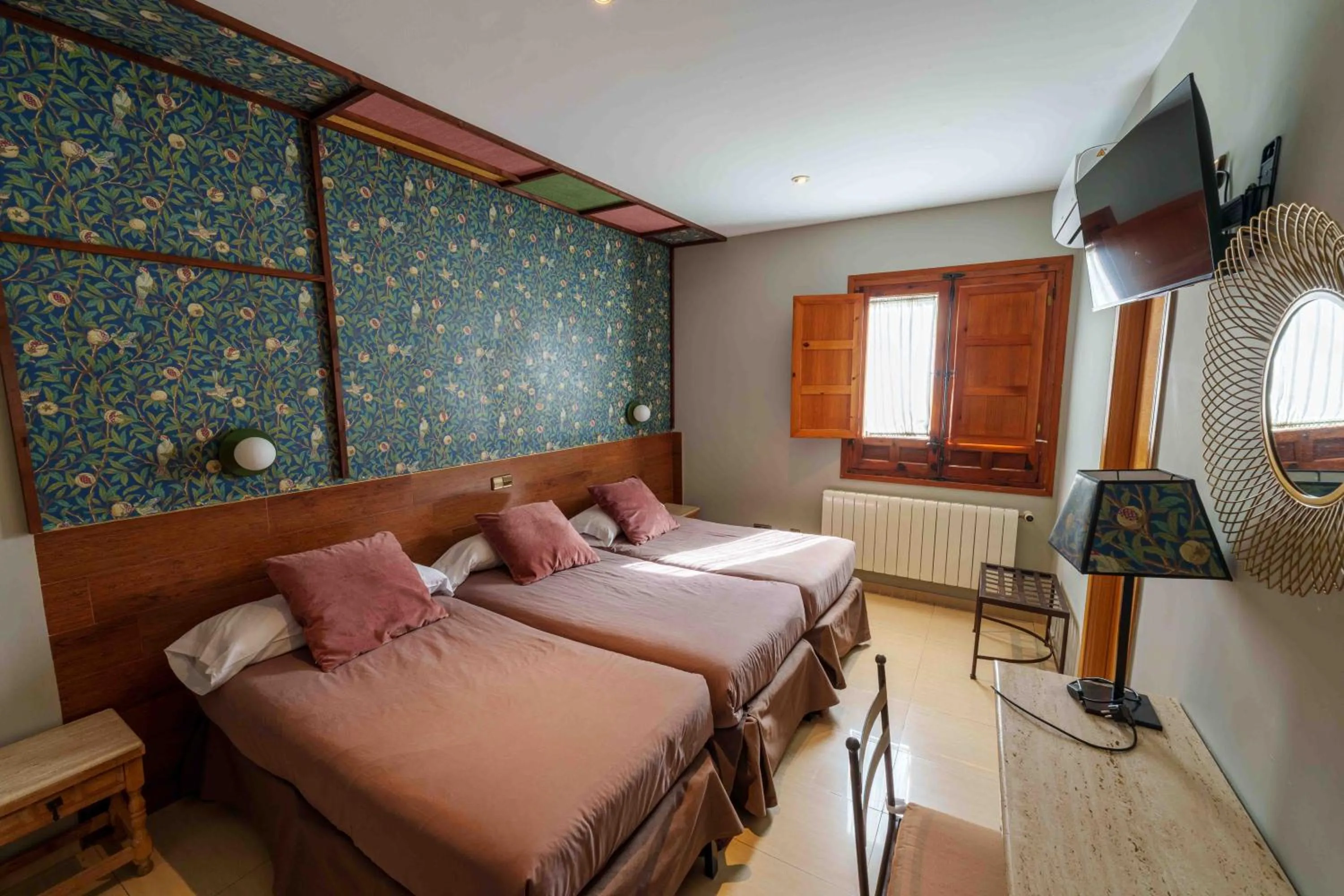 Bedroom, Bed in Hotel Sol