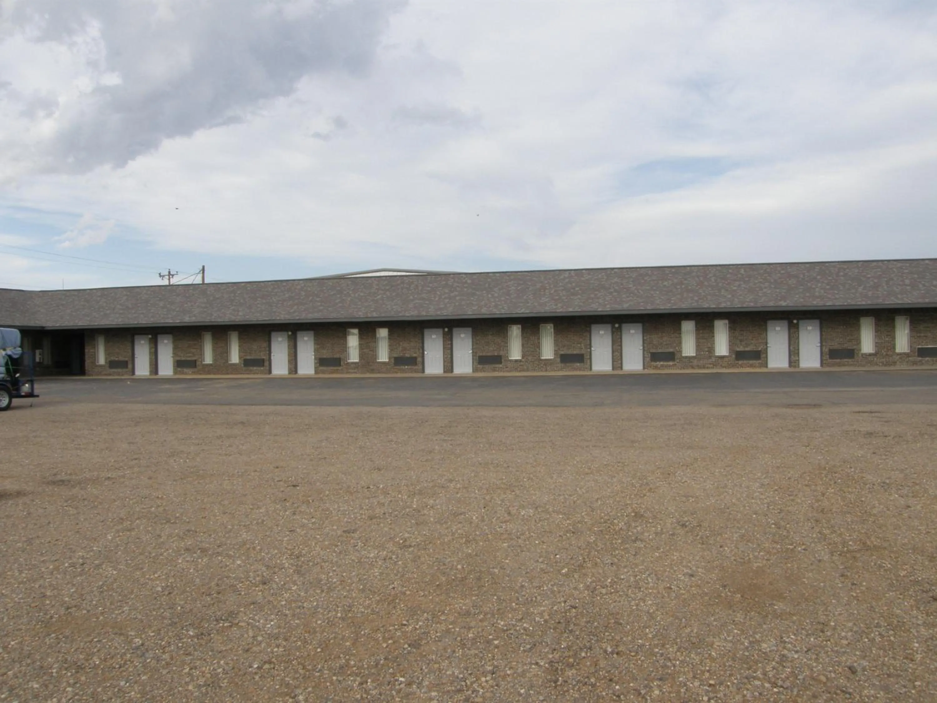 Property building in Friona Inn