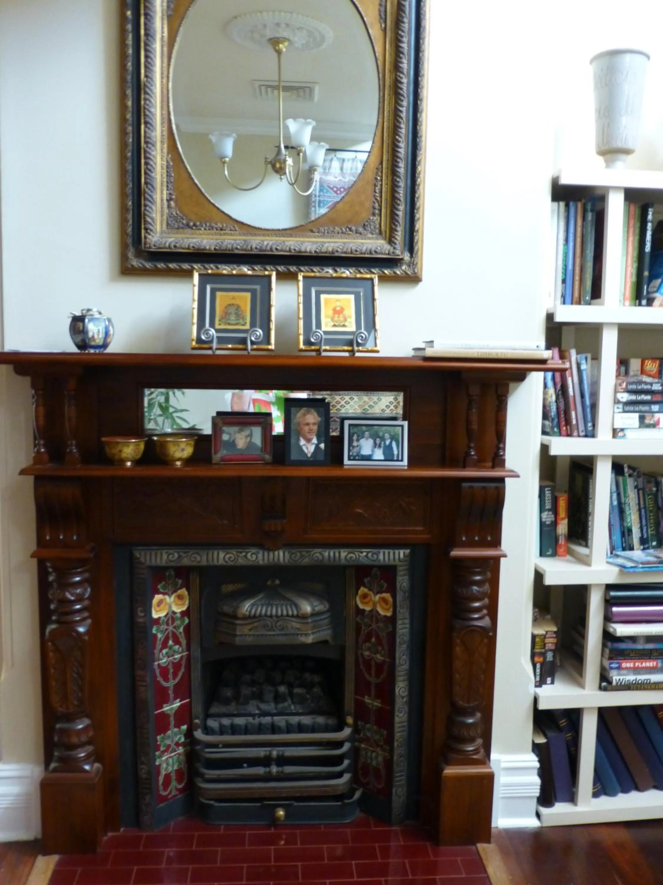 Decorative detail in Lakeside Bed & Breakfast