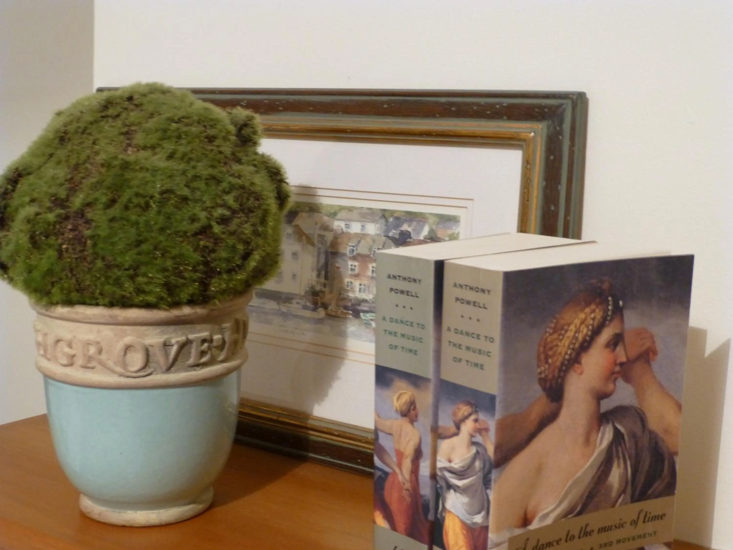 Decorative detail in Lakeside Bed & Breakfast