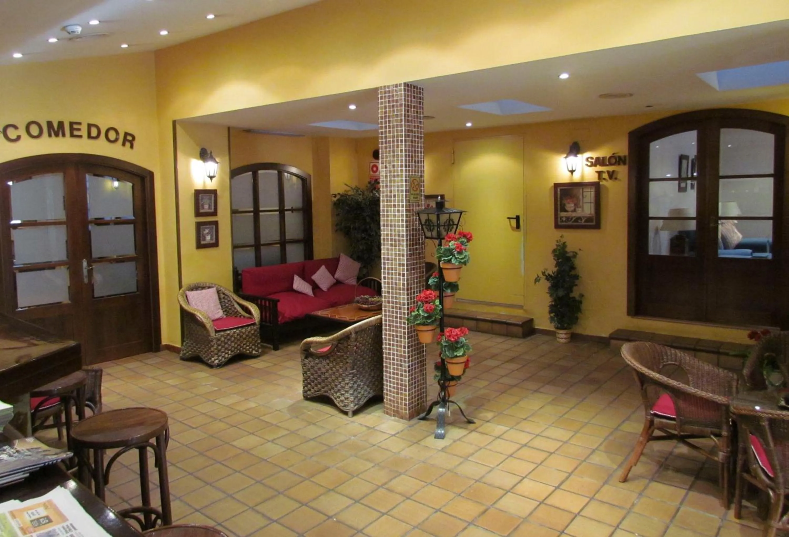 Lobby or reception in Hotel Don Paco