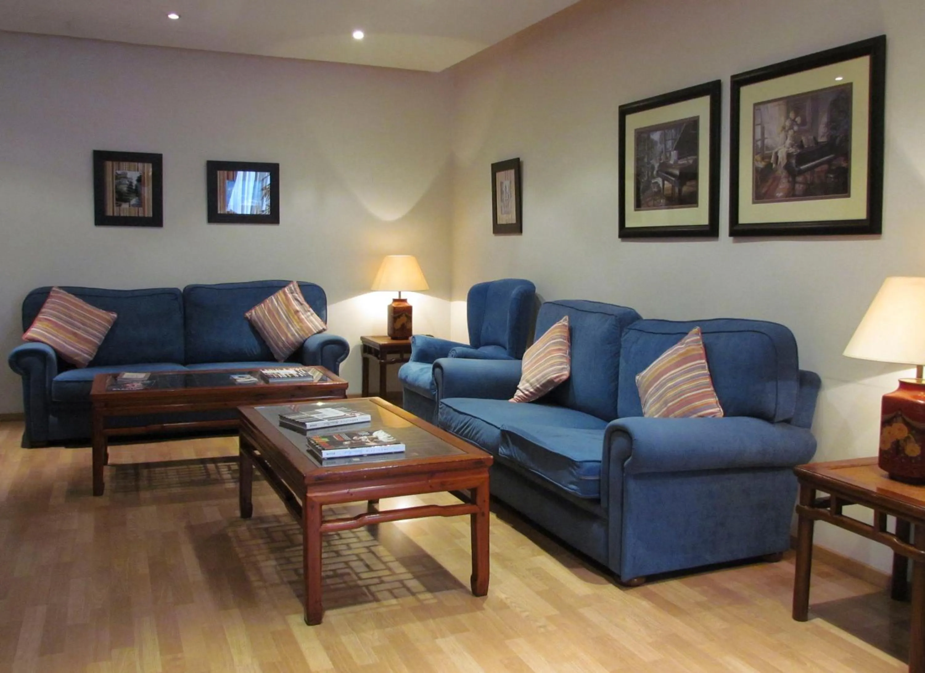 Lounge or bar in Hotel Don Paco