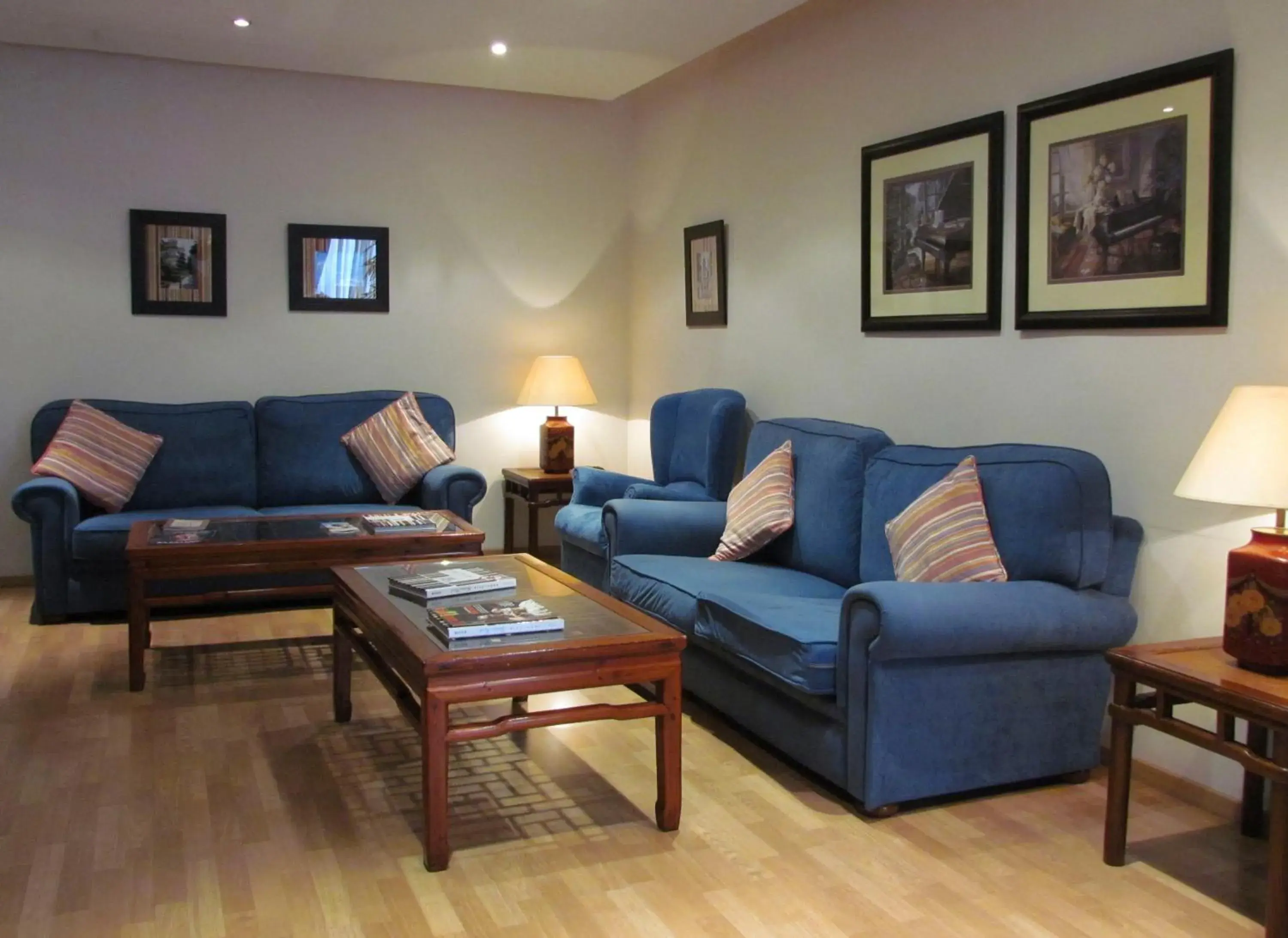 Lounge or bar in Hotel Don Paco Lounge or bar in Hotel Don Paco