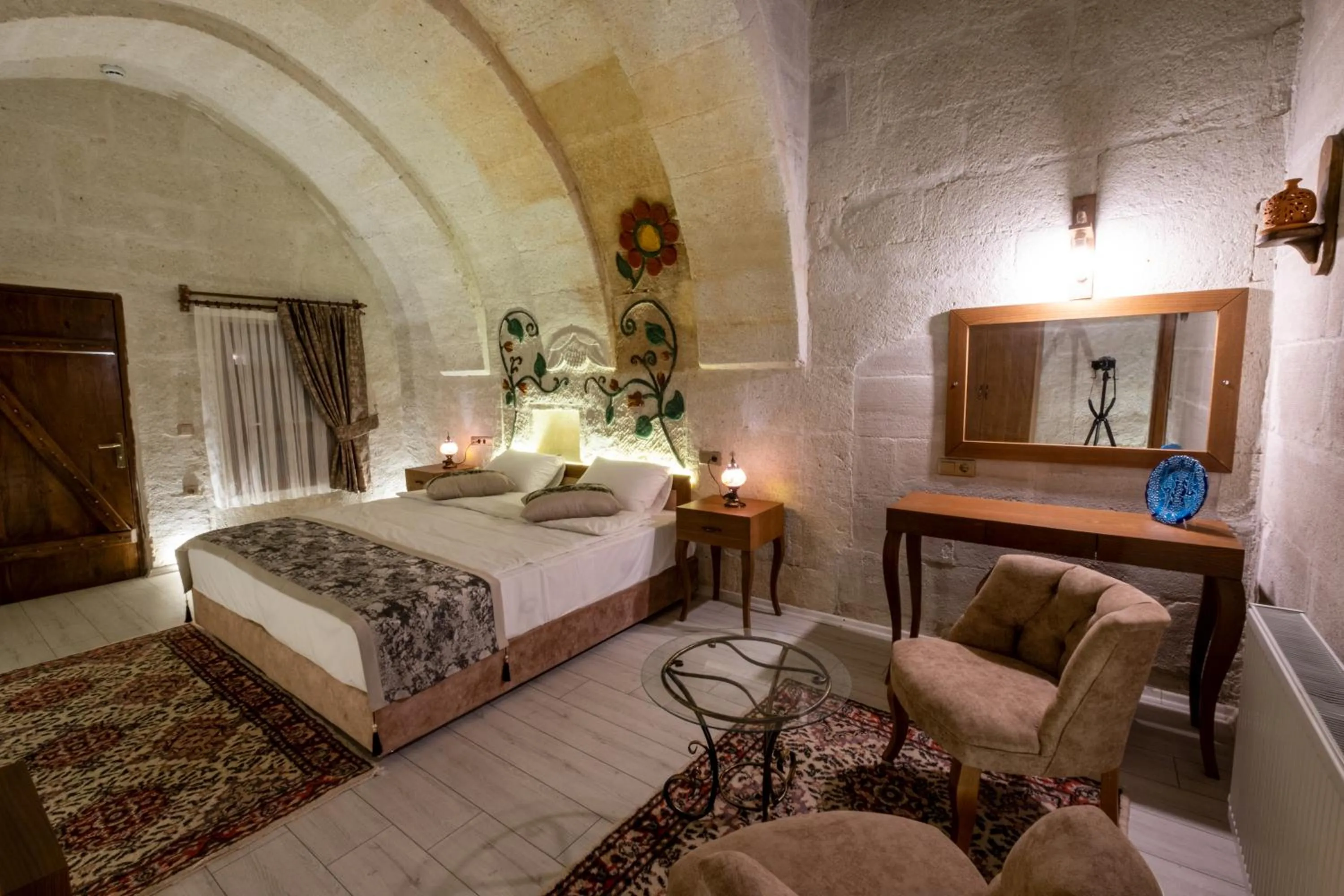 Bed in Mesken Cave Suites