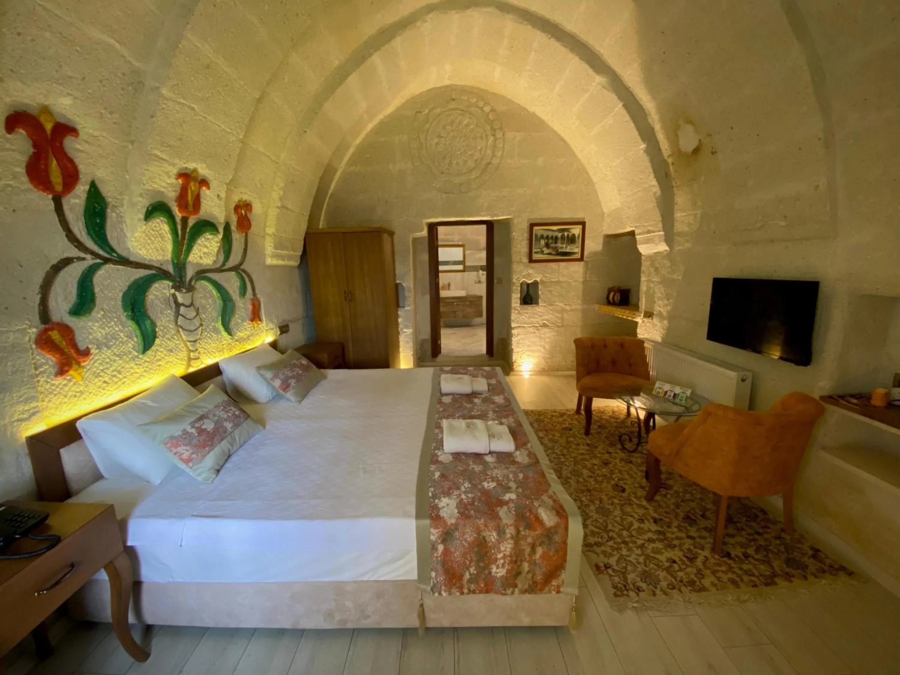Bed in Mesken Cave Suites