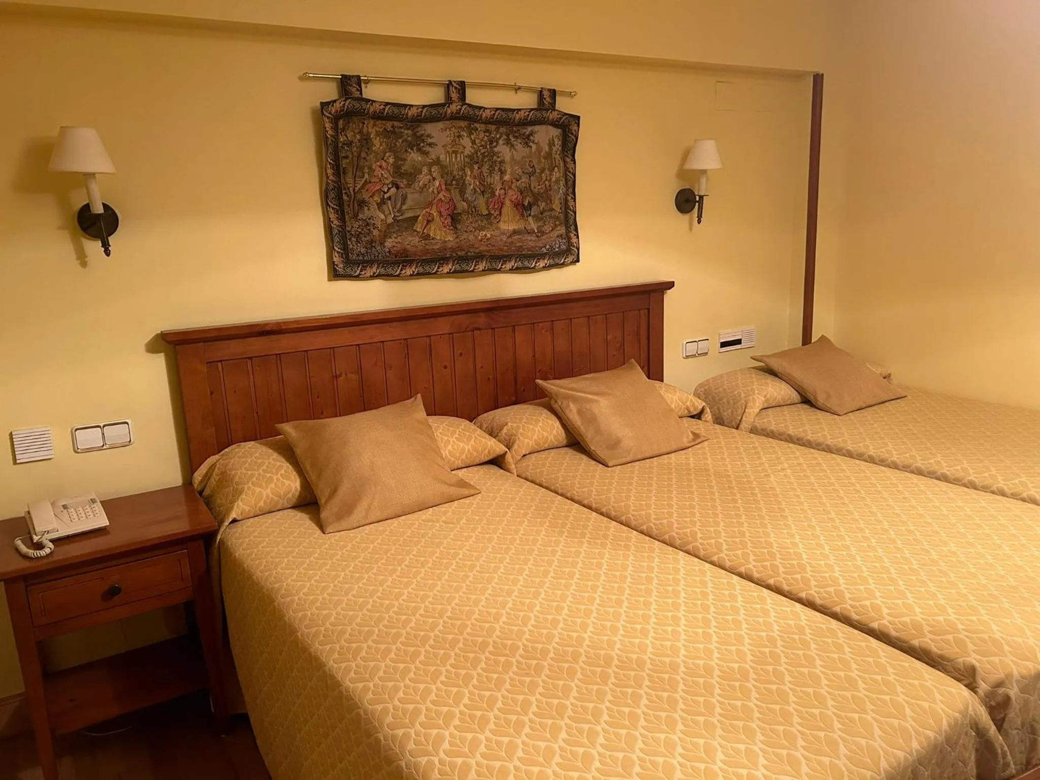 Bed in Hotel Casona de la Reyna