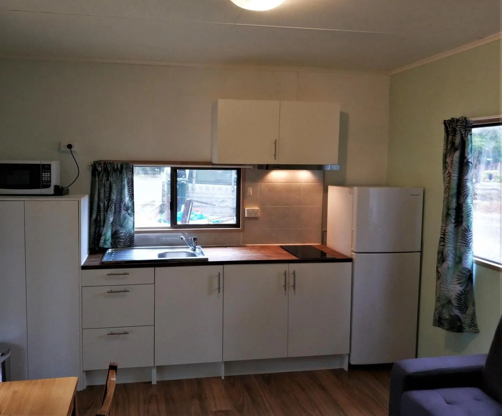 Kitchen or kitchenette in Zeehan Bush Camp