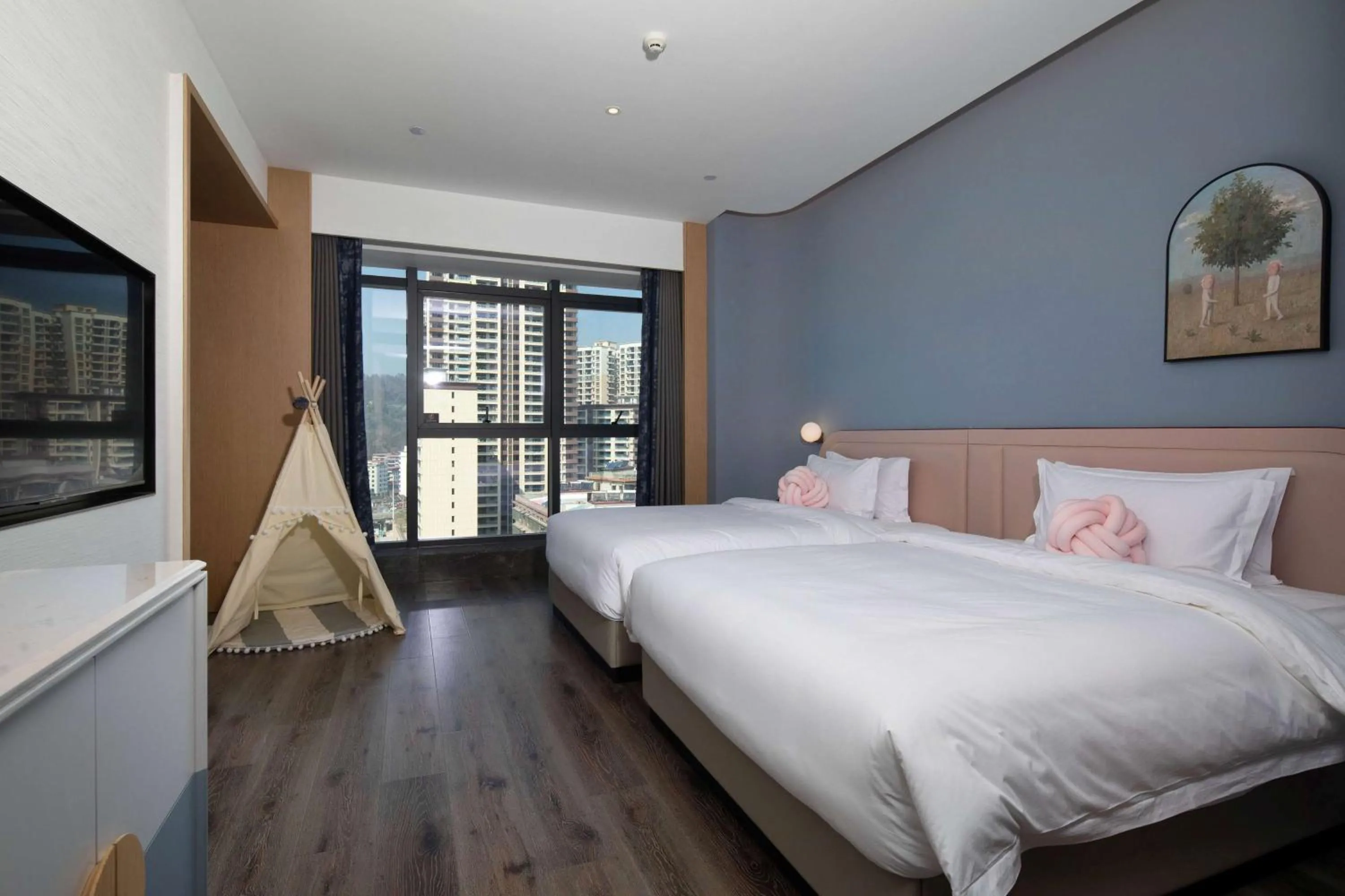 Photo of the whole room in Ramada by Wyndham Shaoyang County West