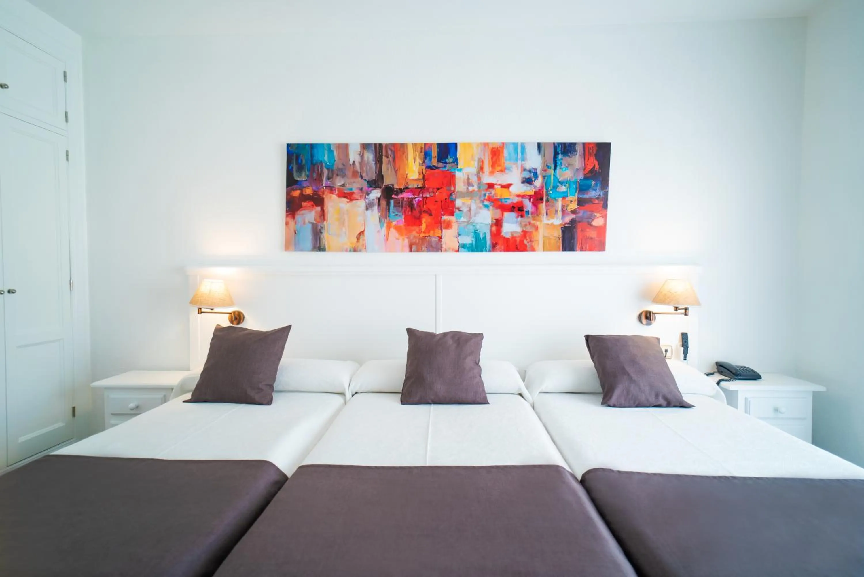 Bed in Hotel Avenida Tropical by Bossh! Hotels