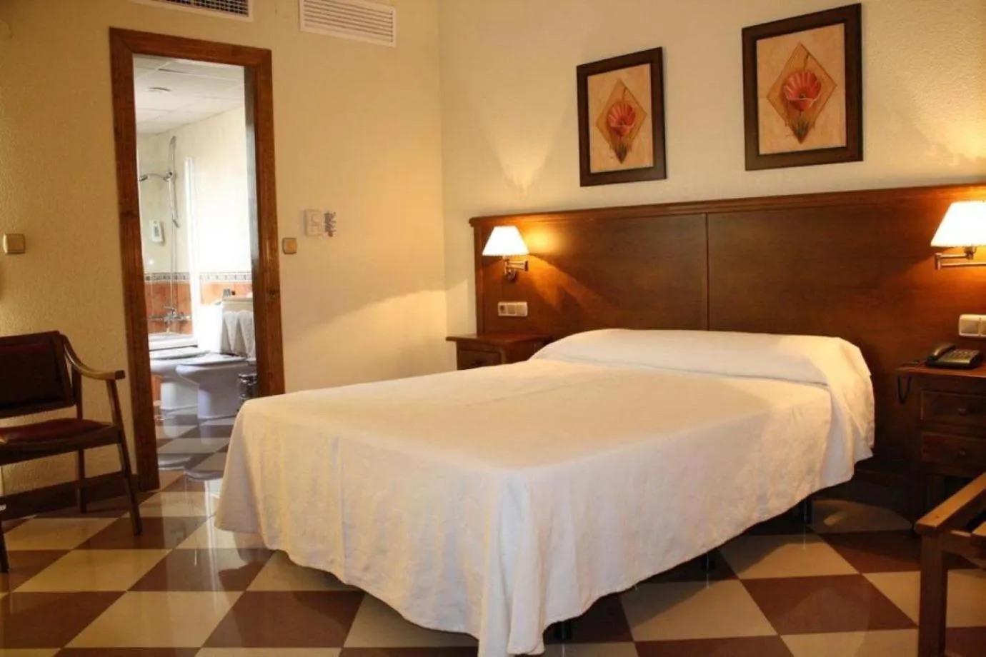 Photo of the whole room, Bed in Hotel Avenida Tropical by Bossh! Hotels