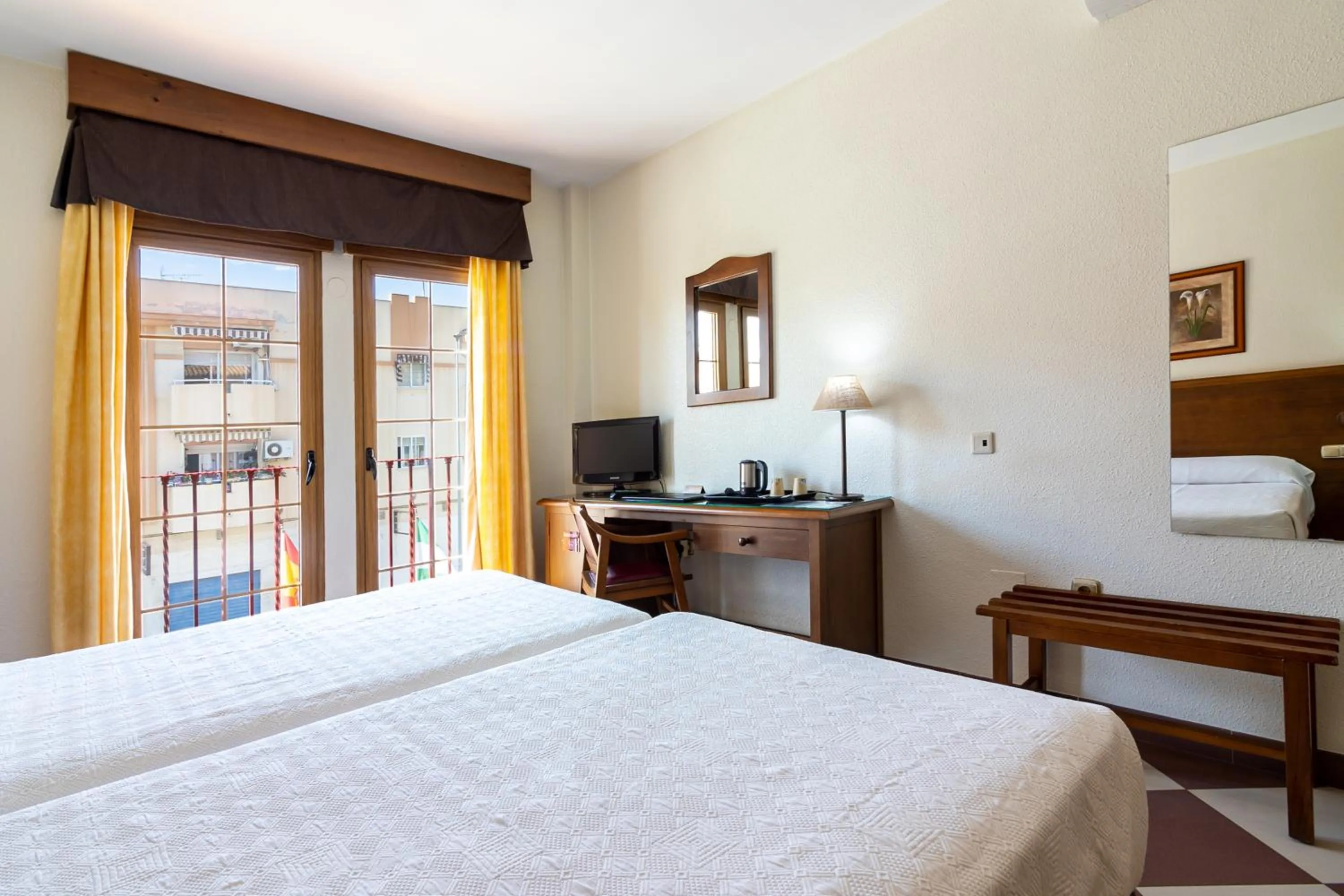 Photo of the whole room, Bed in Hotel Avenida Tropical by Bossh! Hotels