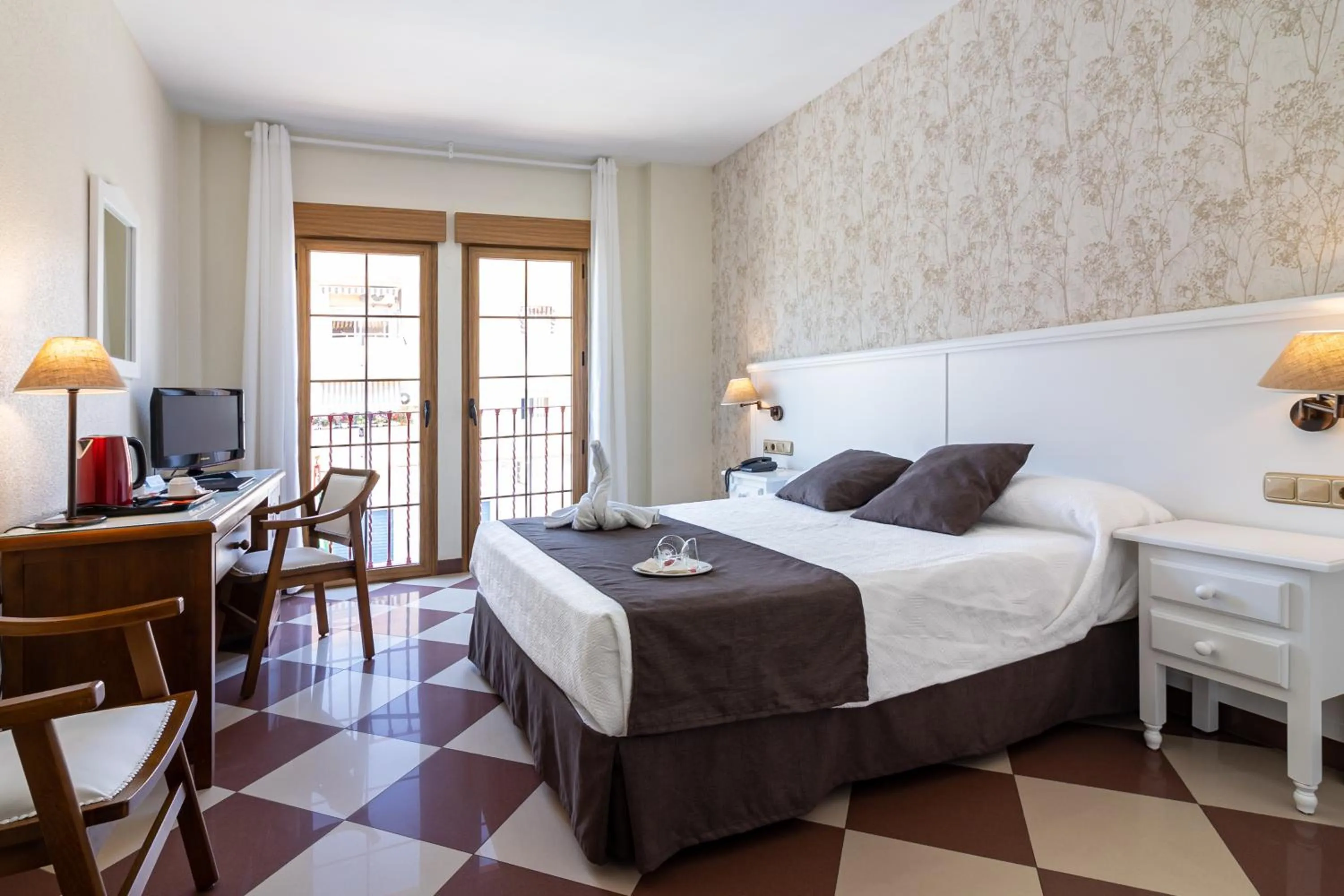 Photo of the whole room, Bed in Hotel Avenida Tropical by Bossh! Hotels