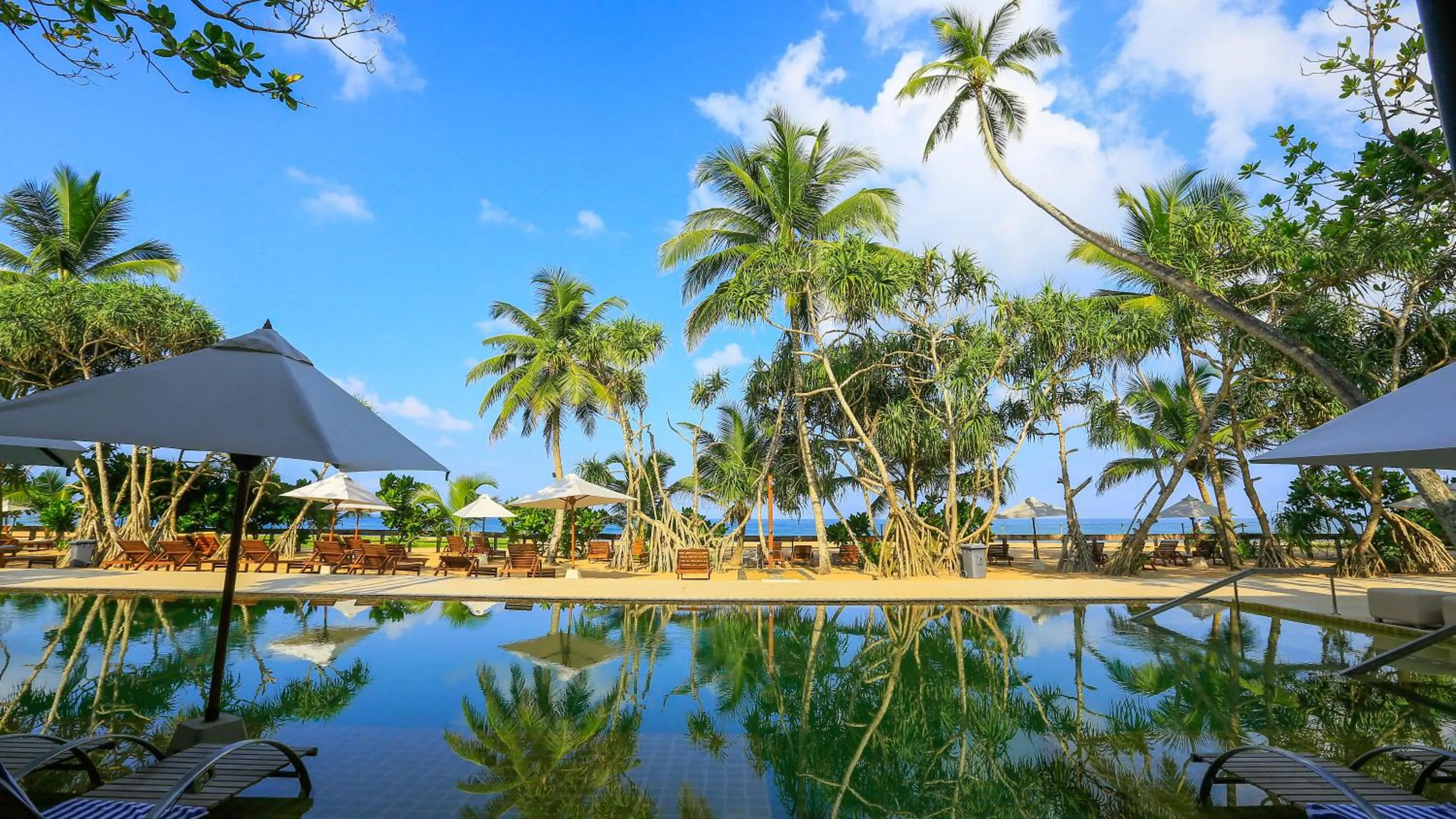 Swimming pool in Pandanus Beach Resort & Spa