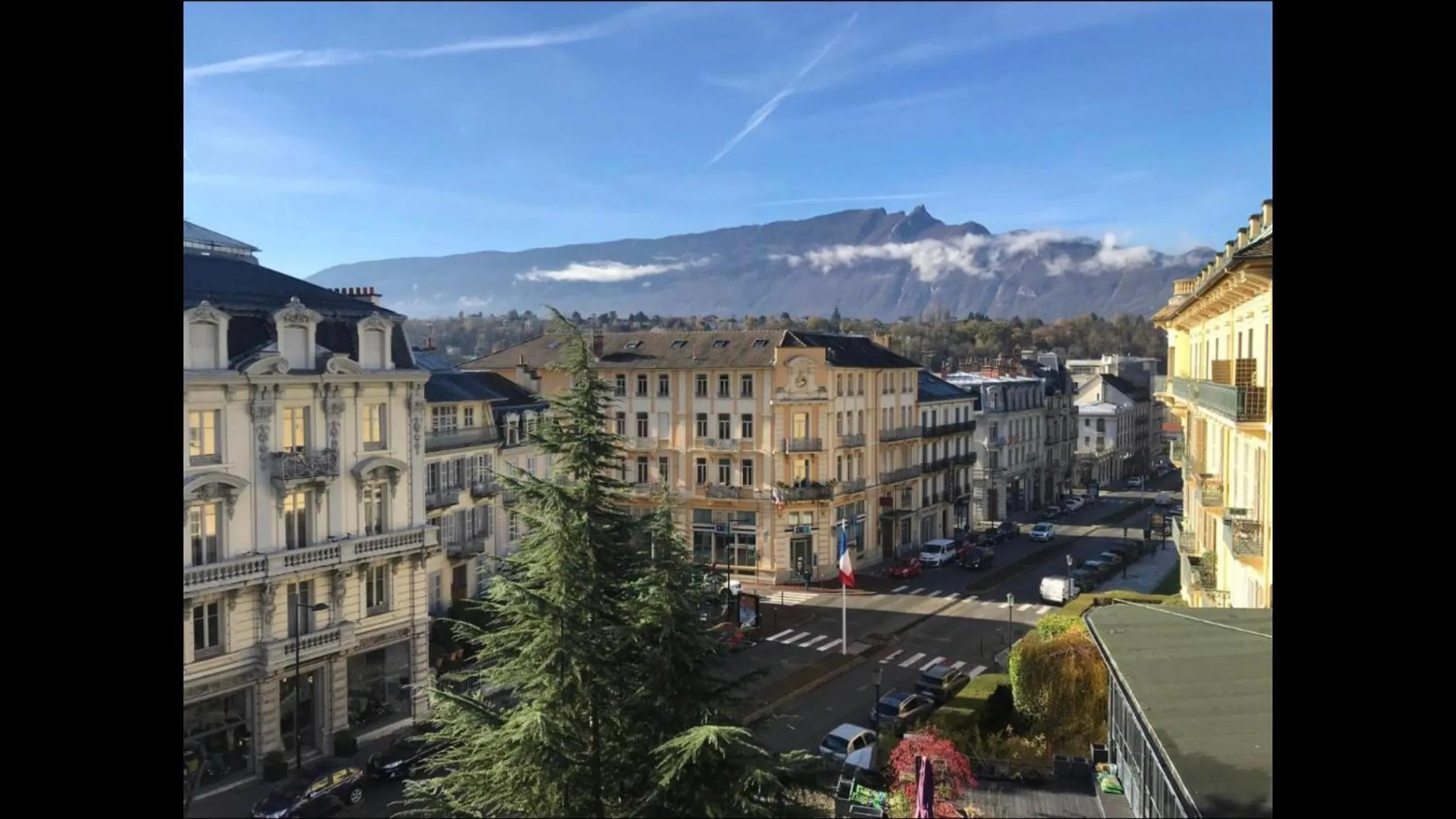City view in Le Gatsby 3 étoiles