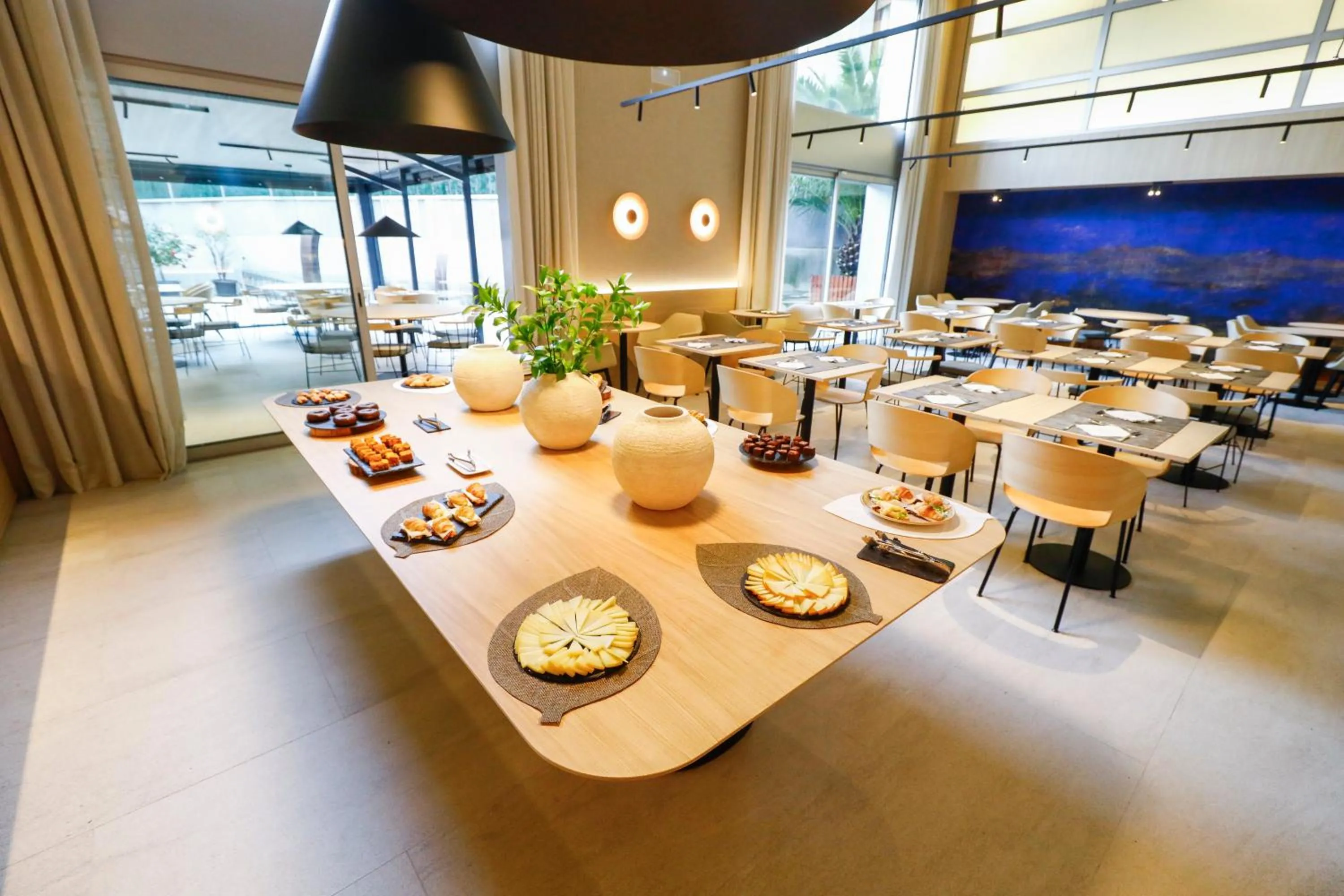 Restaurant/places to eat in Hotel Zenit Bilbao