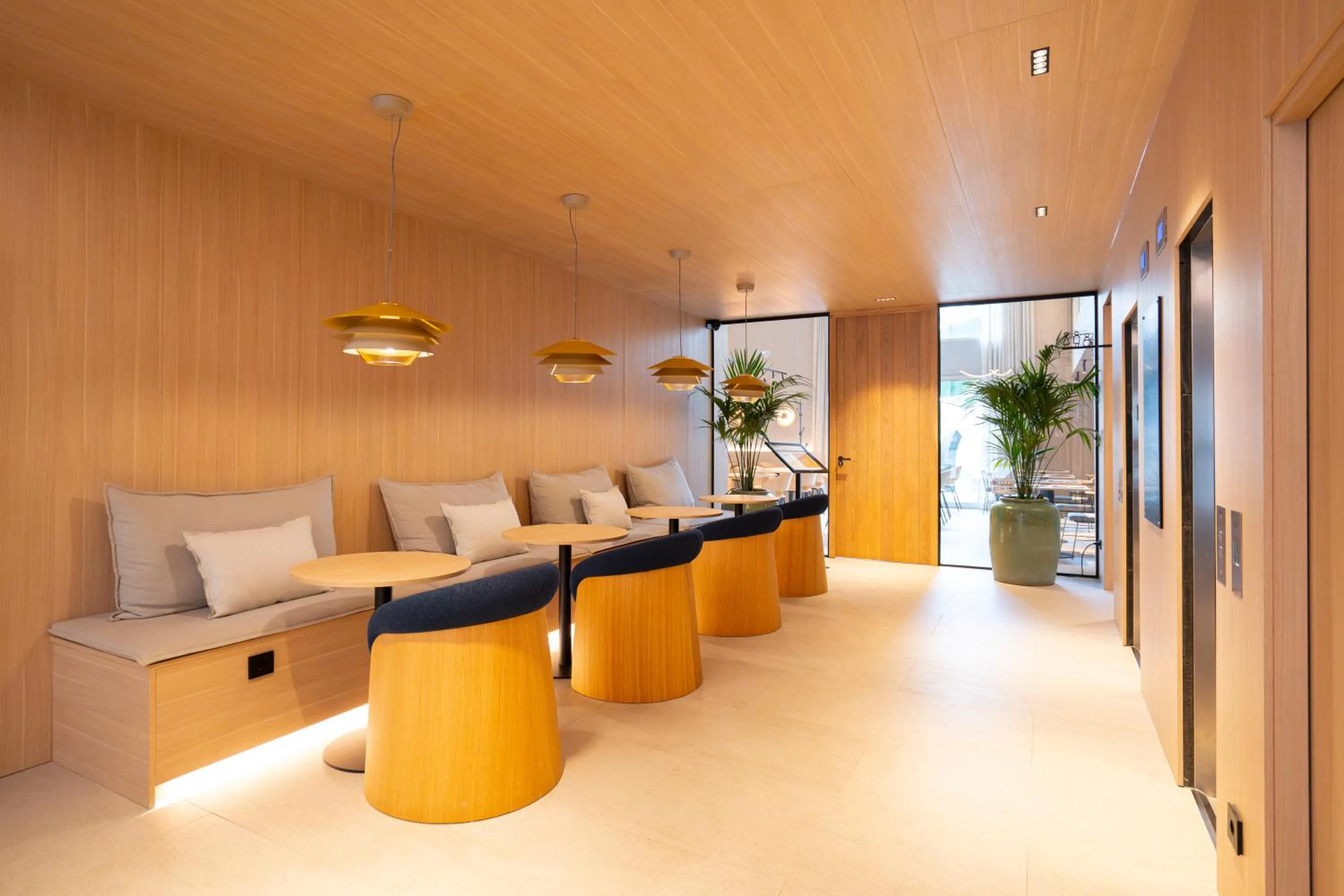 Living room in Hotel Zenit Bilbao