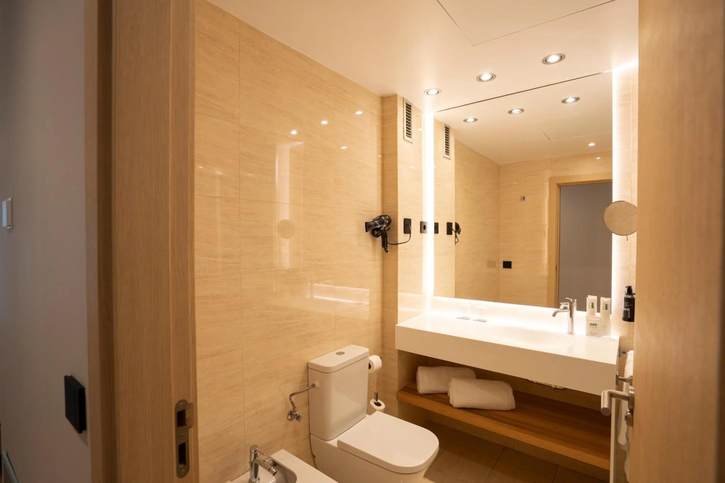 Bathroom in Hotel Zenit Bilbao