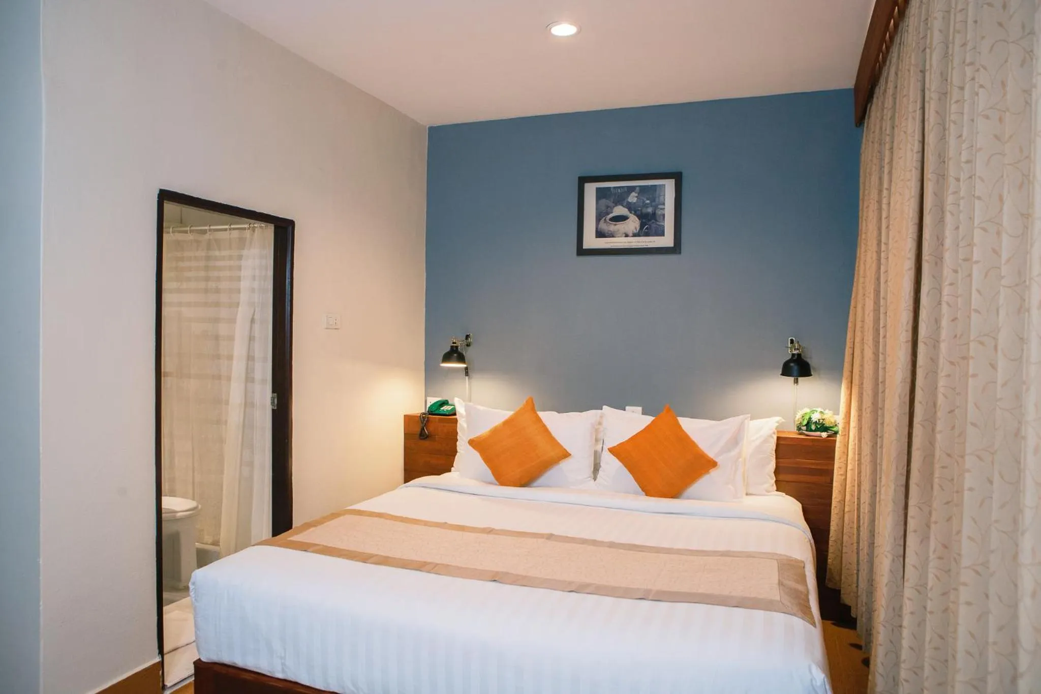 Bed in Pakse hotel & Restaurant