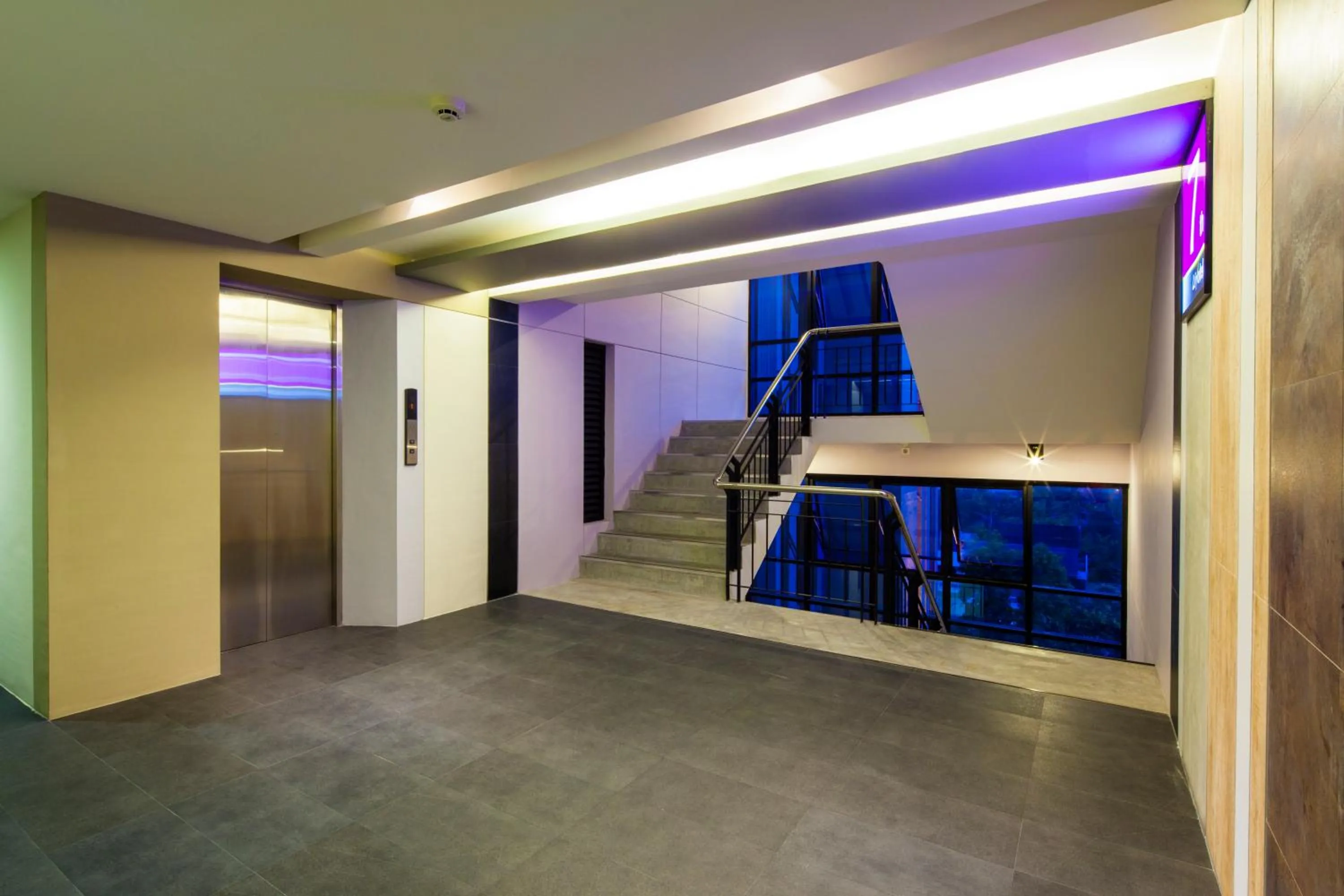 Patio in Livotel Hotel Lat Phrao Bangkok