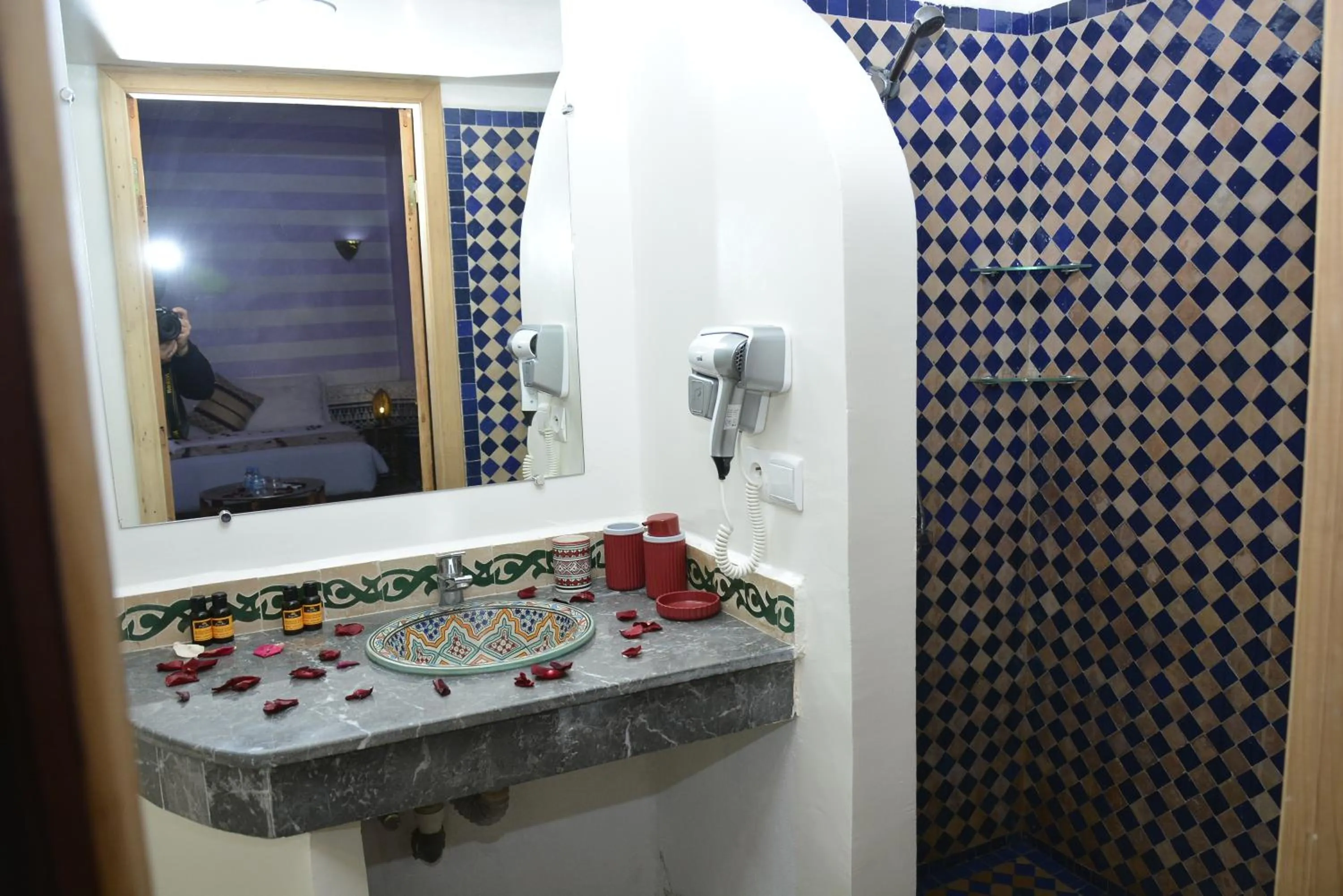 Riad Fes Colors & SPA - Family Lodging