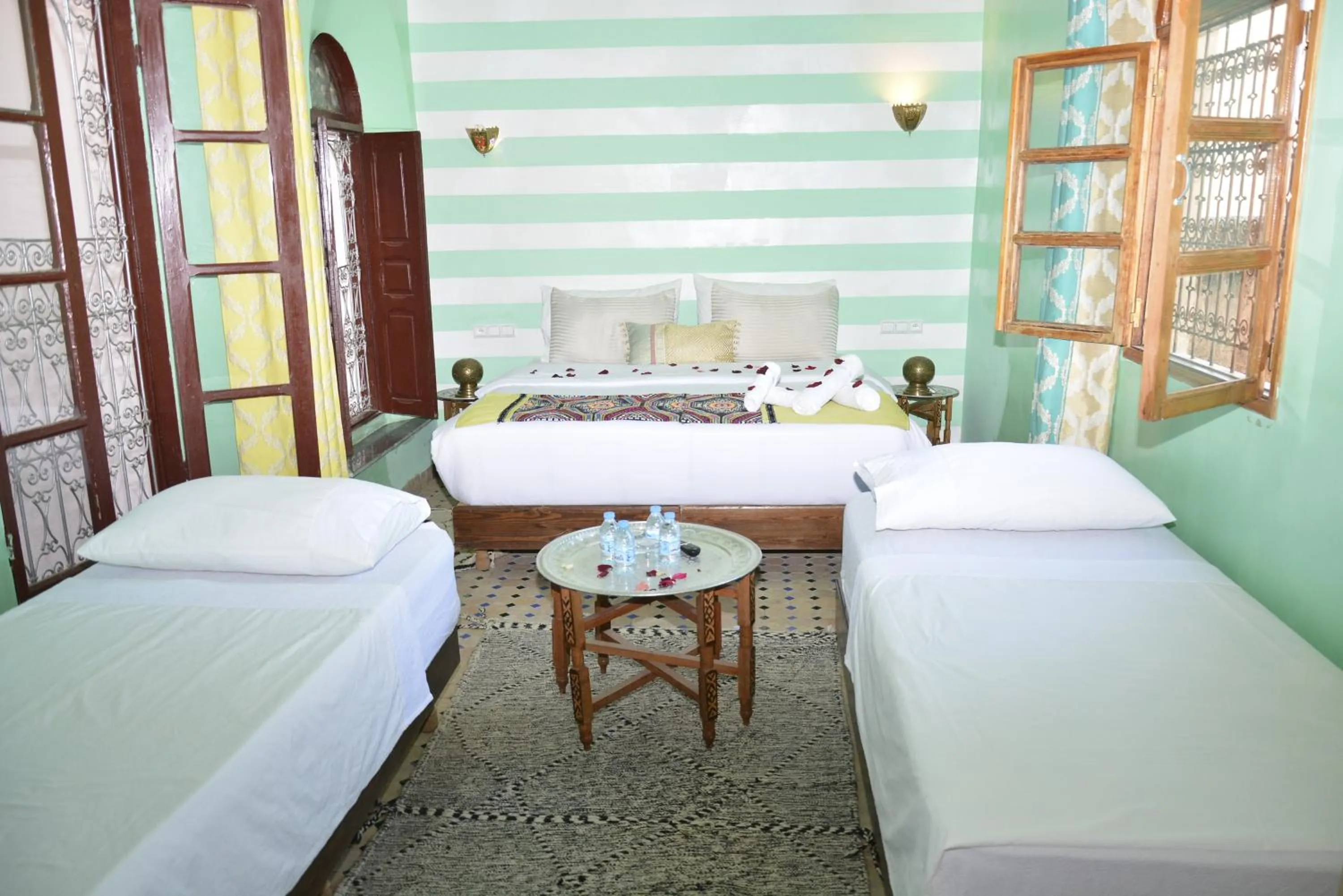 Bed in Riad Fes Colors & SPA - Family Lodging