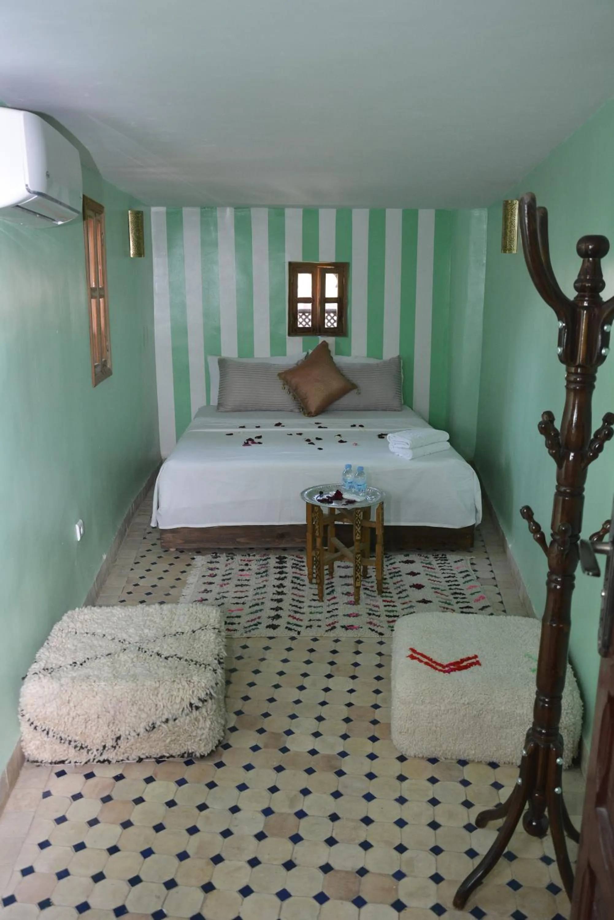 Bed in Riad Fes Colors & SPA - Family Lodging