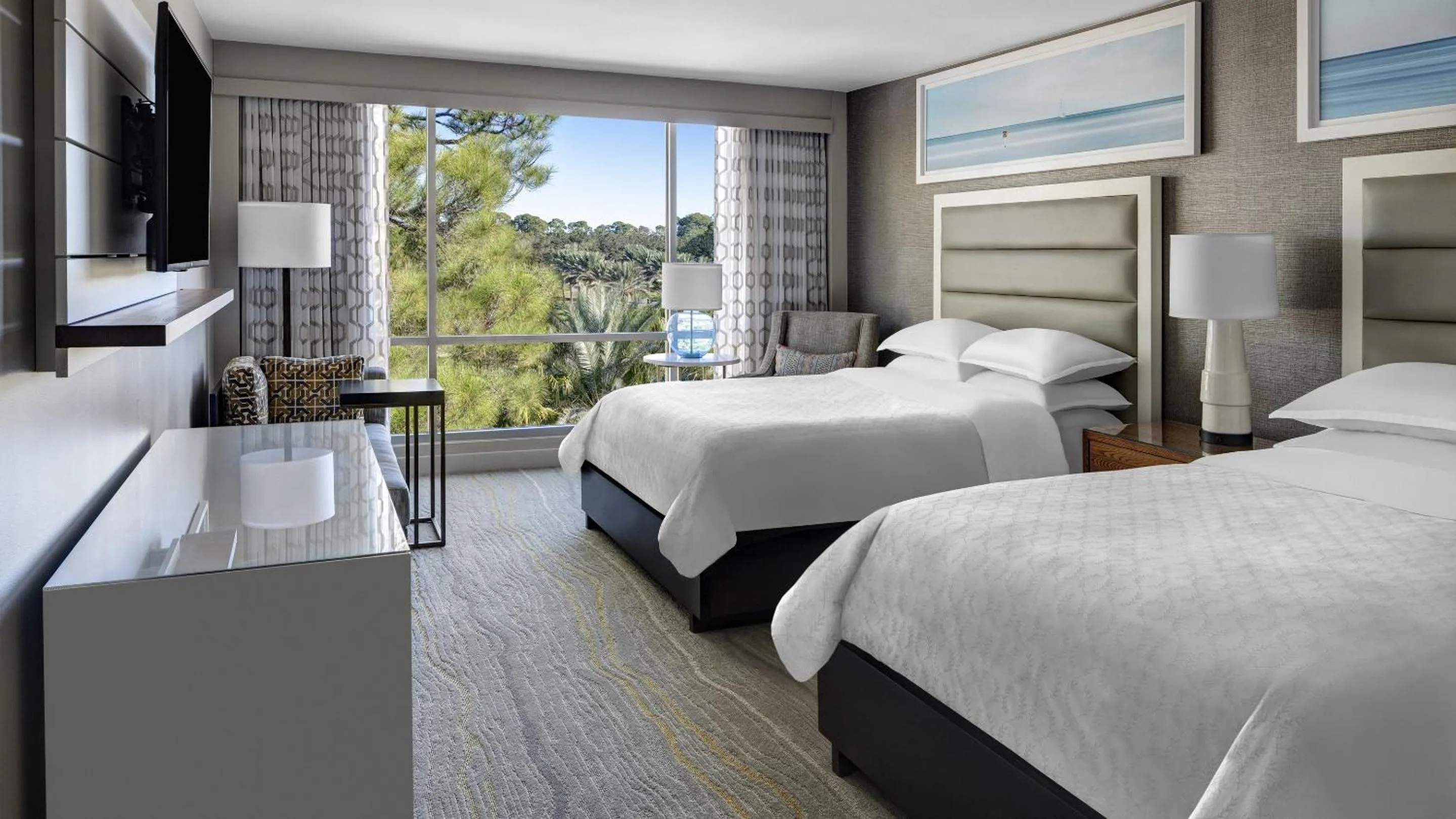 Bed in Bluegreen's Bayside Resort and Spa