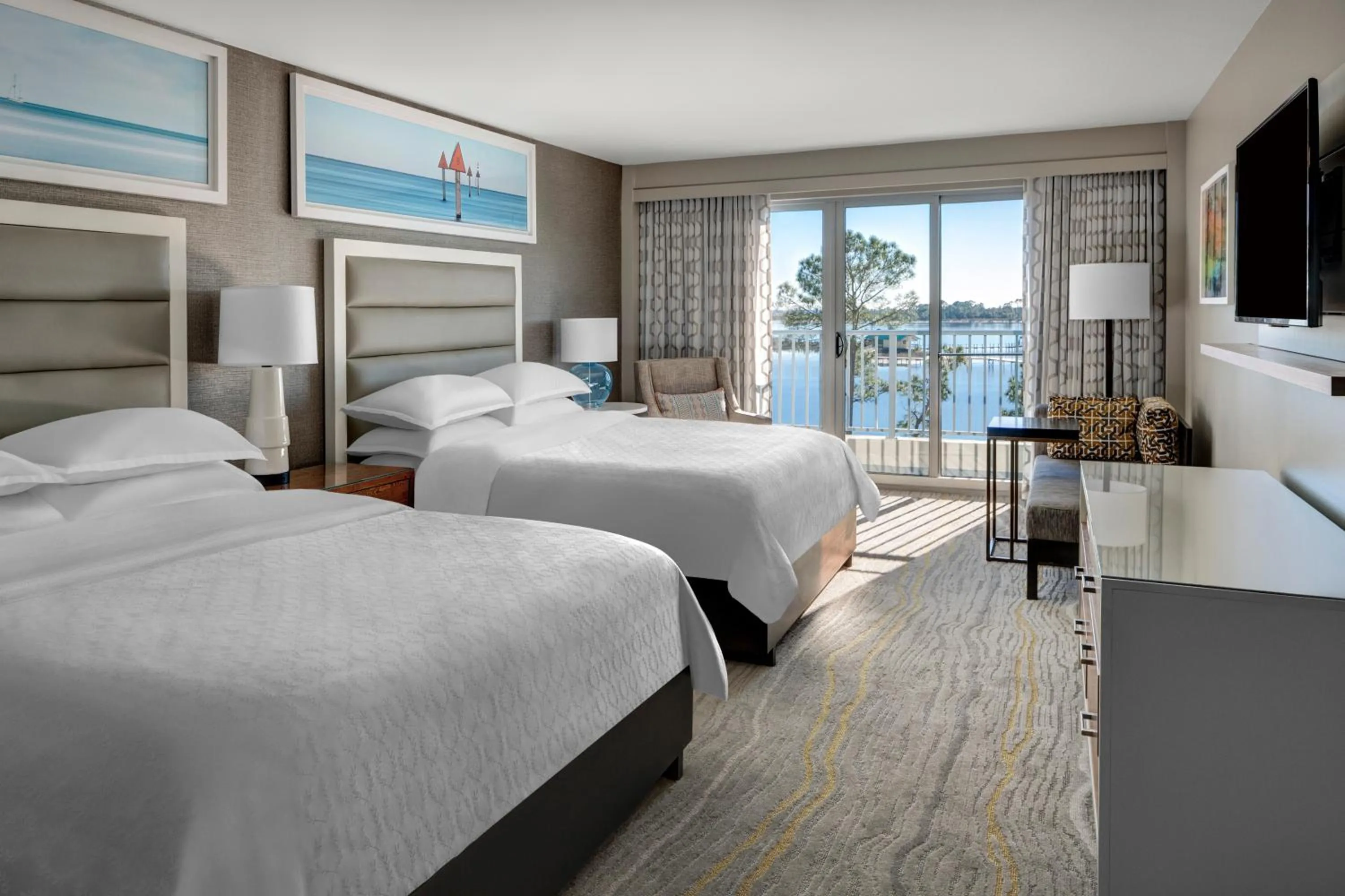 Bed in Bluegreen's Bayside Resort and Spa