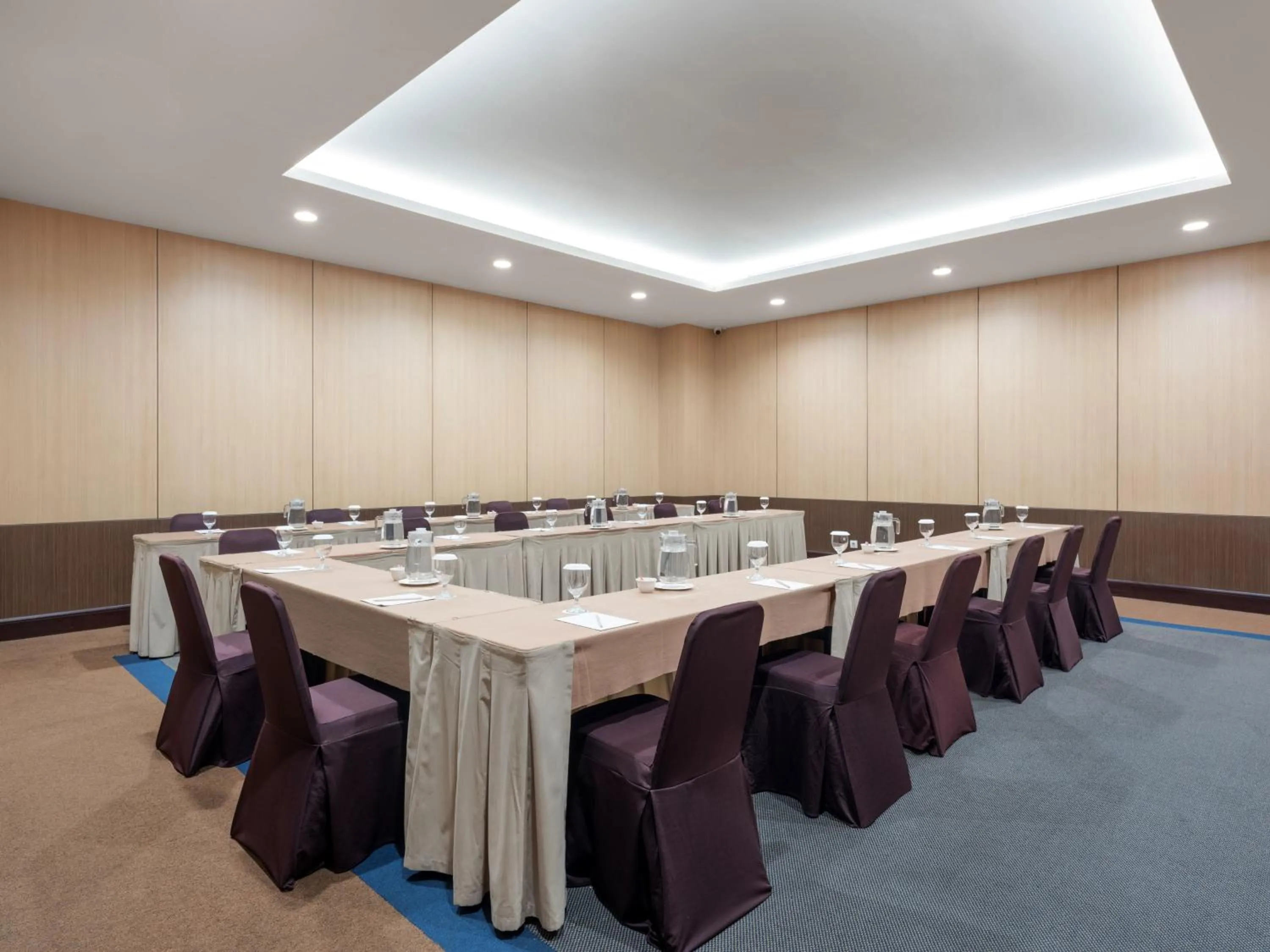 Meeting/conference room in Santika Premiere Bintaro