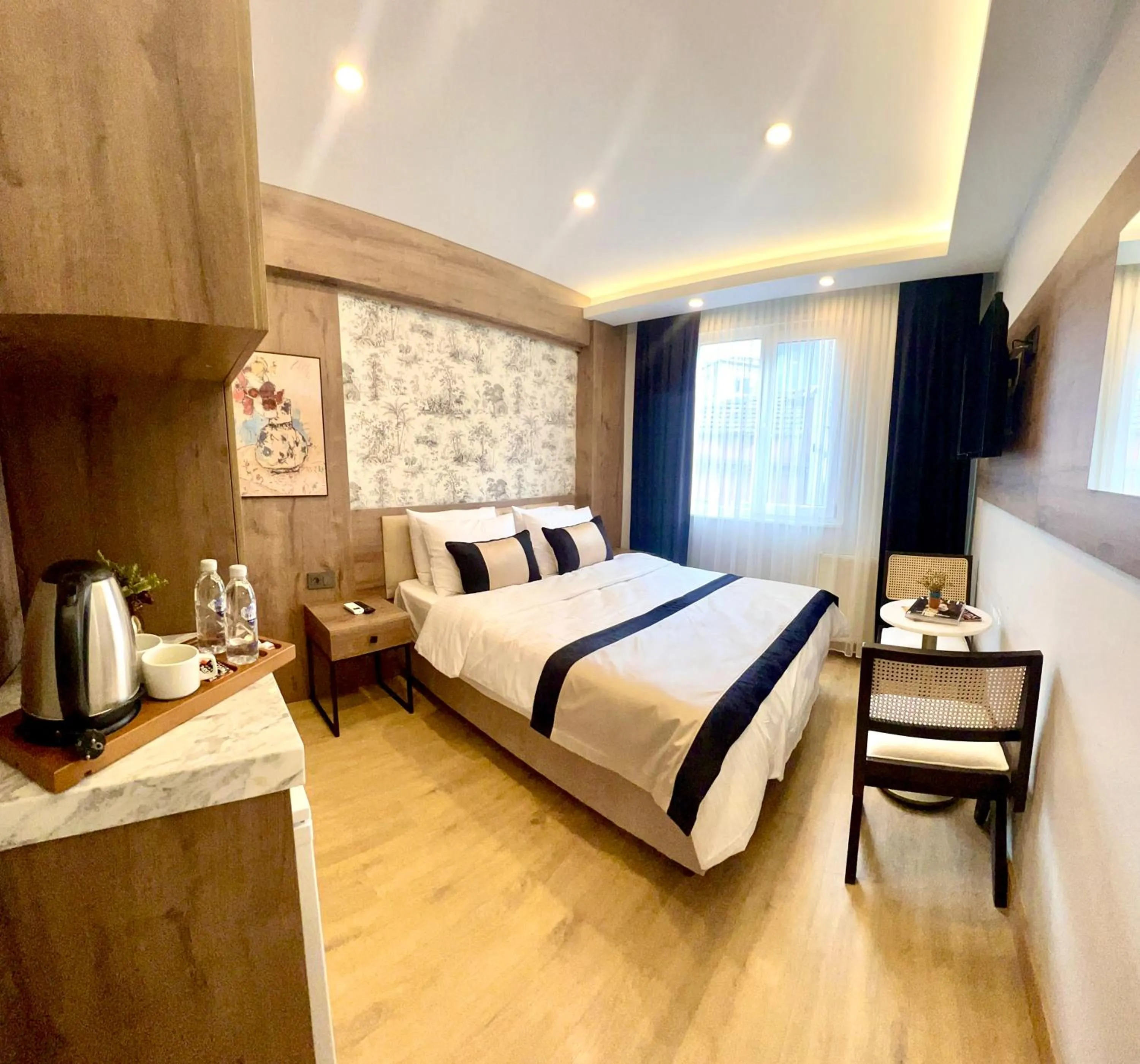 Photo of the whole room, Bed in Beşiktaş Guest House