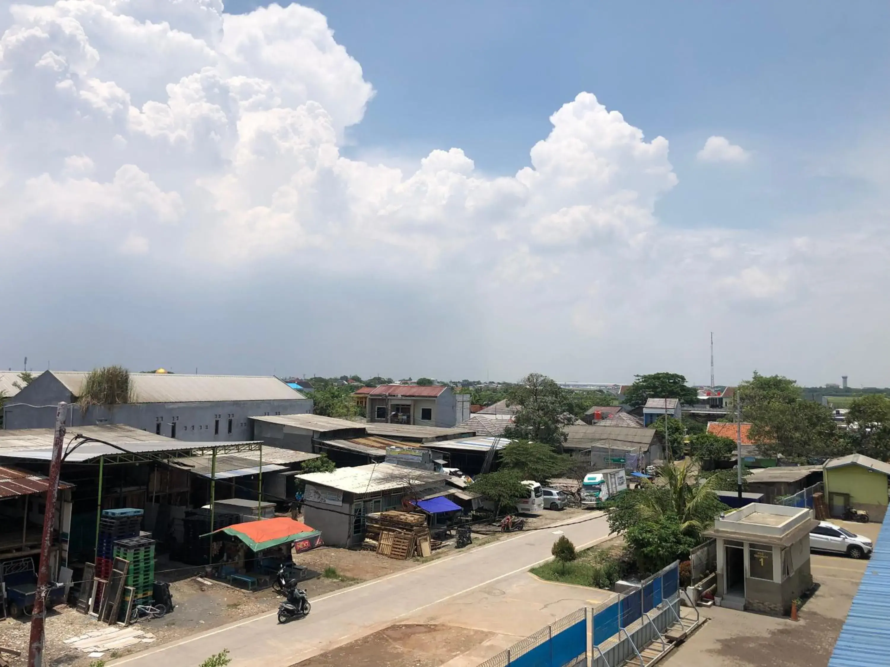 Property building in Bening Asri Guesthouse Property building in Bening Asri Guesthouse