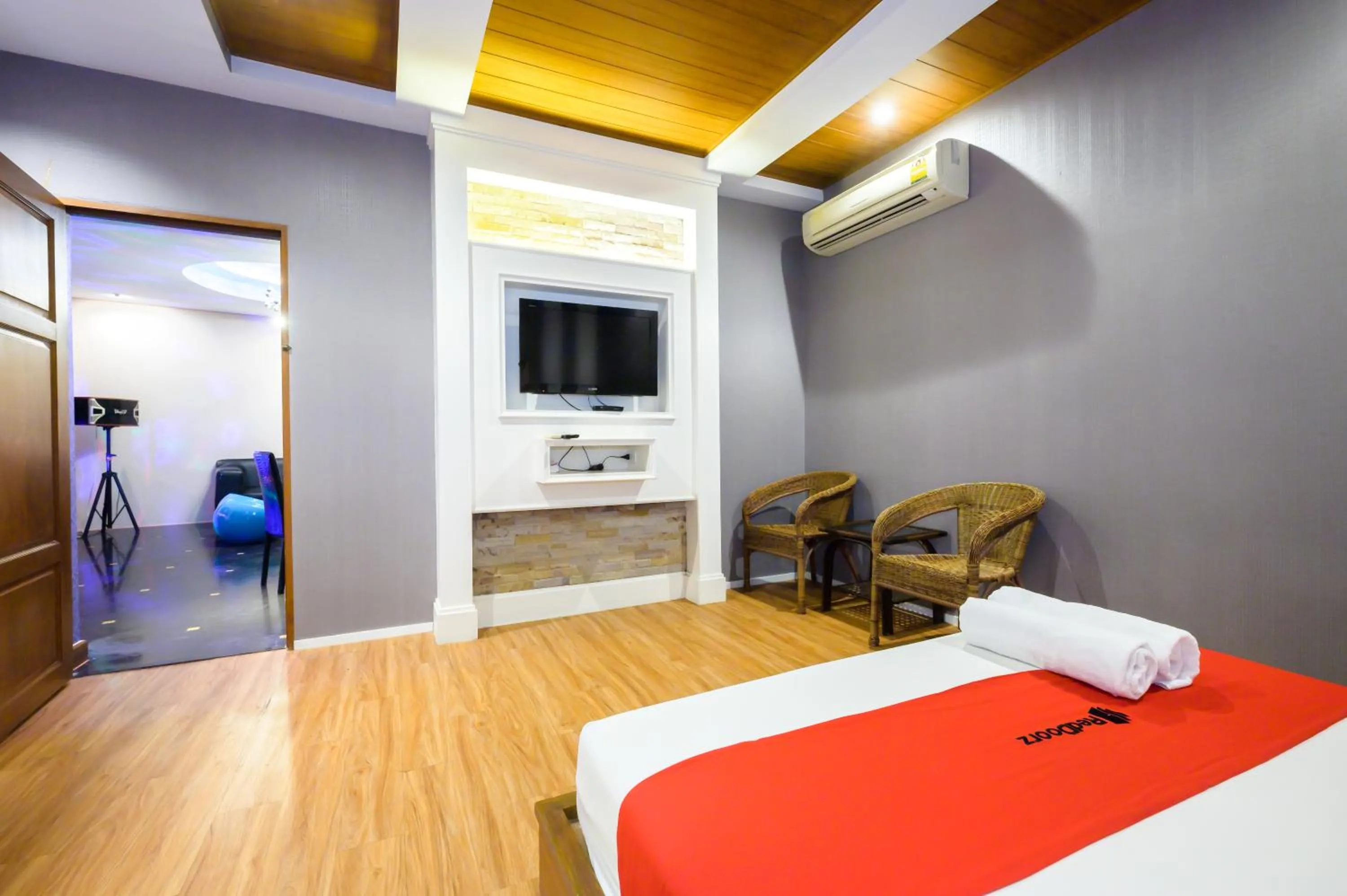 Bed in Ruen Rattana Resort