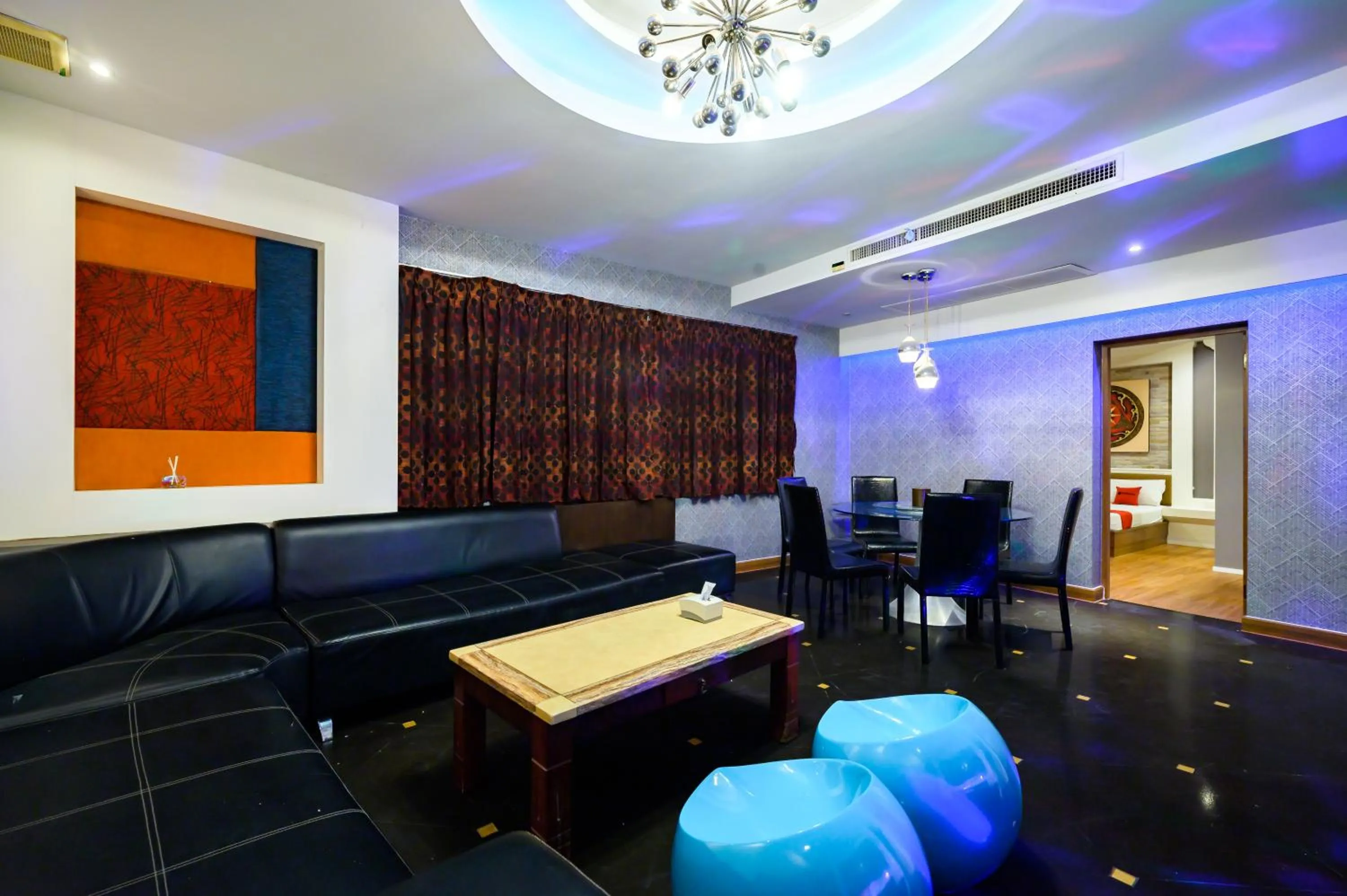 Living room in Ruen Rattana Resort