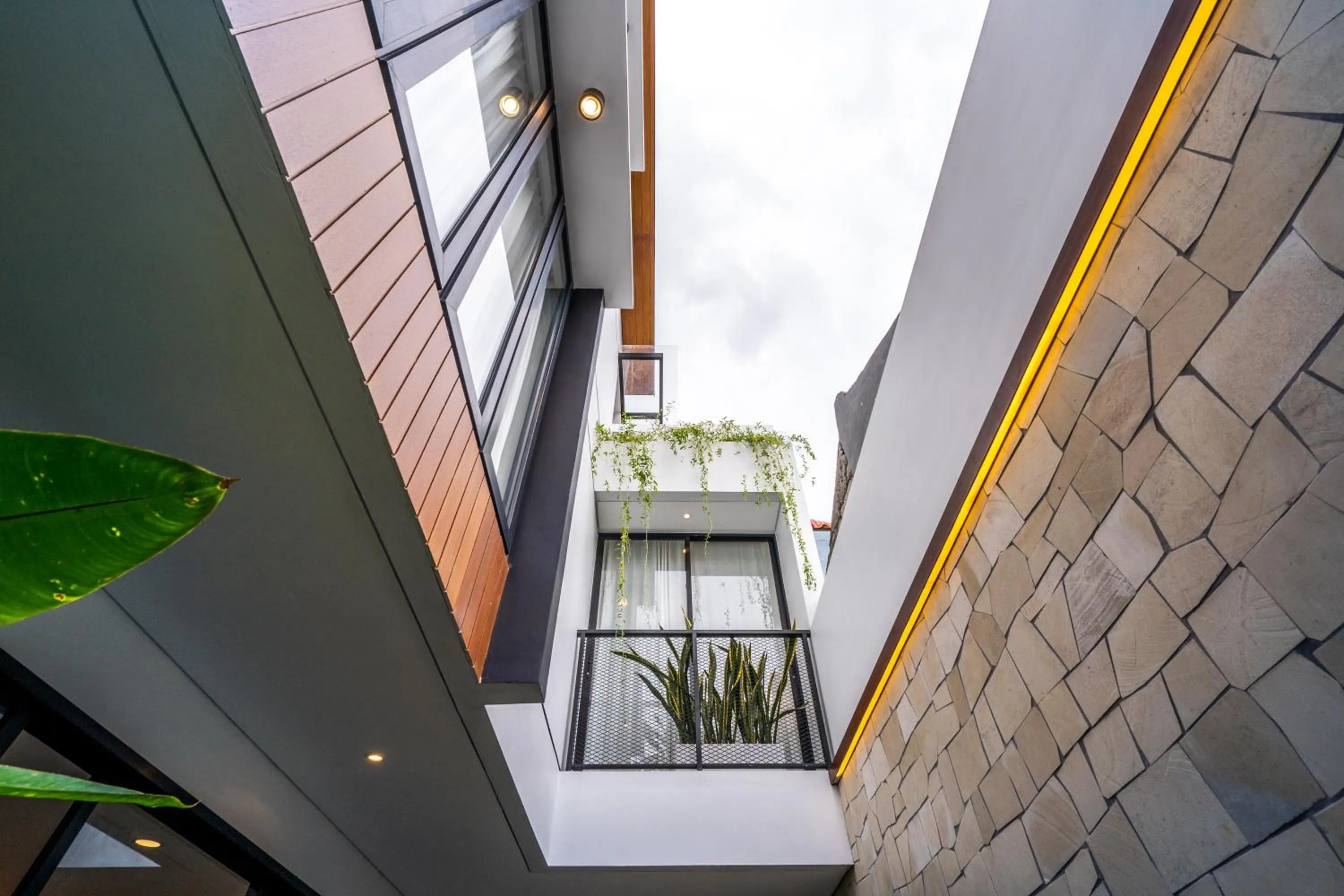 Day in Feya Living Villa by Betterplace