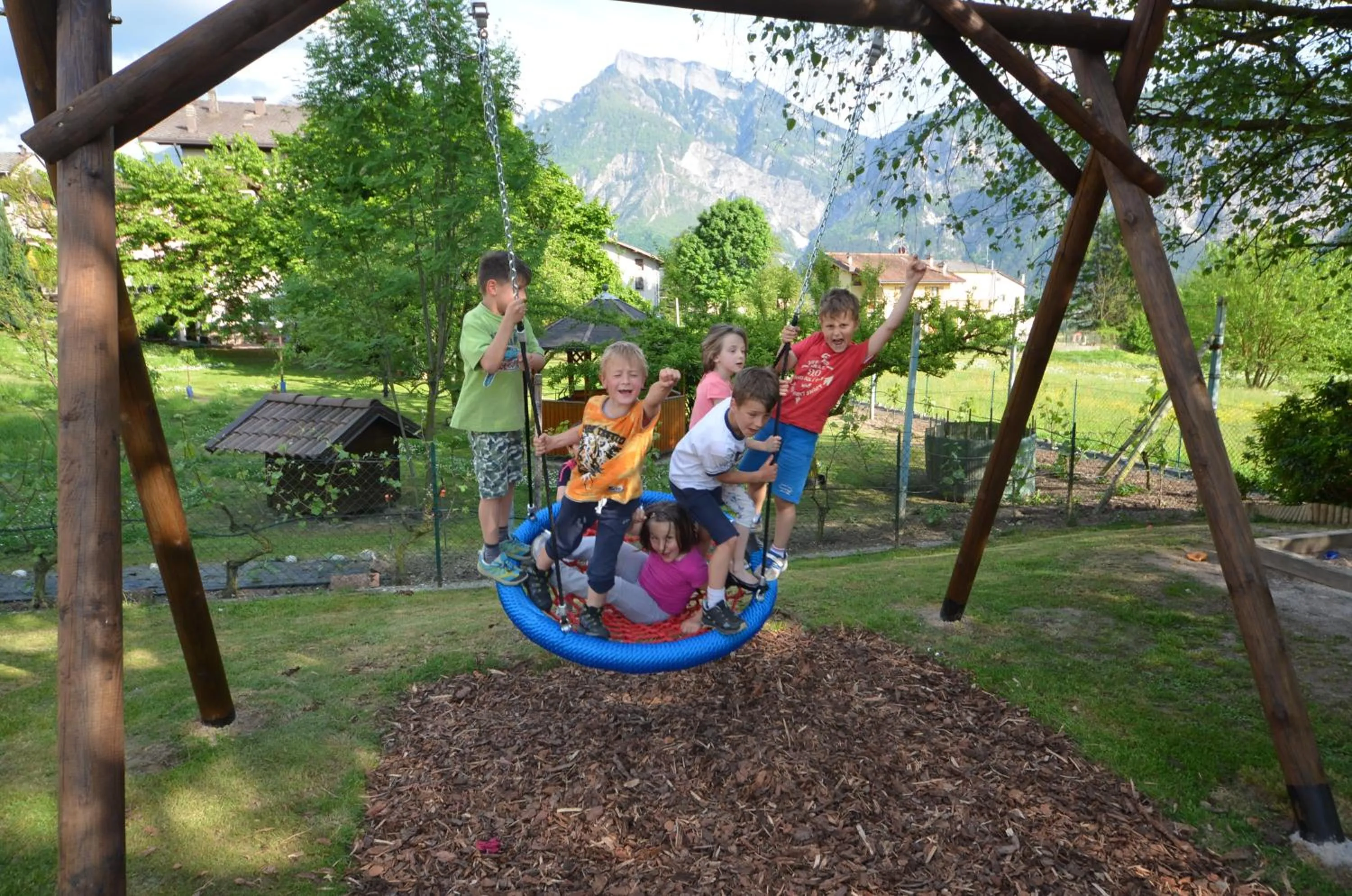 young children in Family Hotel Primavera