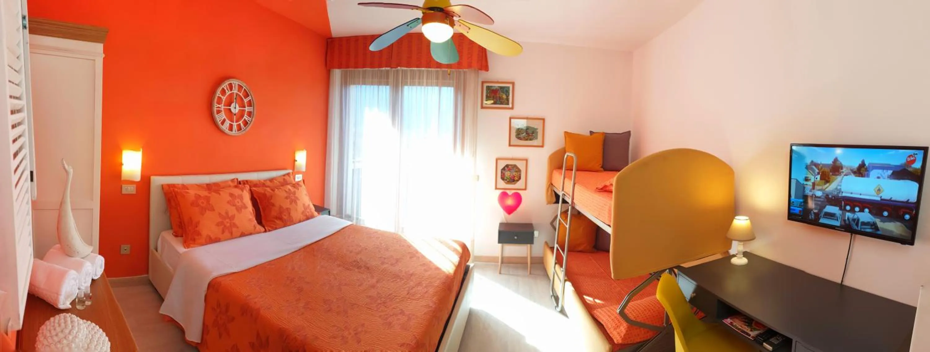 Bed in Family Hotel Primavera