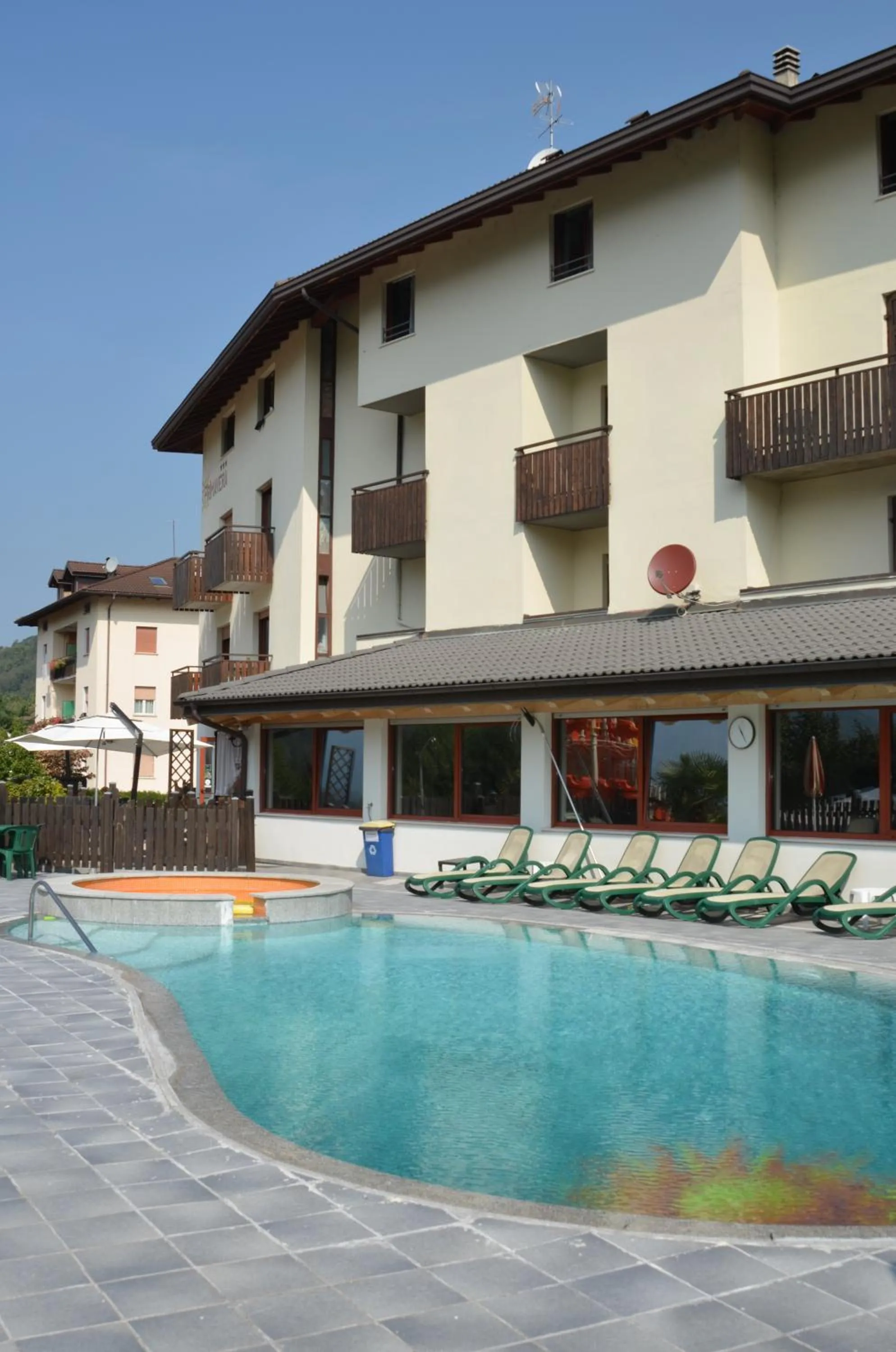 Facade/entrance in Family Hotel Primavera