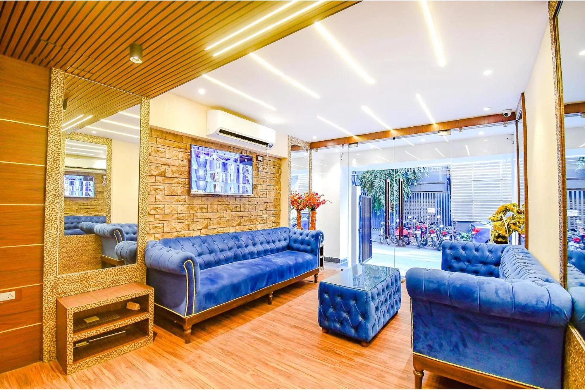 Seating area in Super Townhouse Oak Hotel Lake View Royal Near Science City