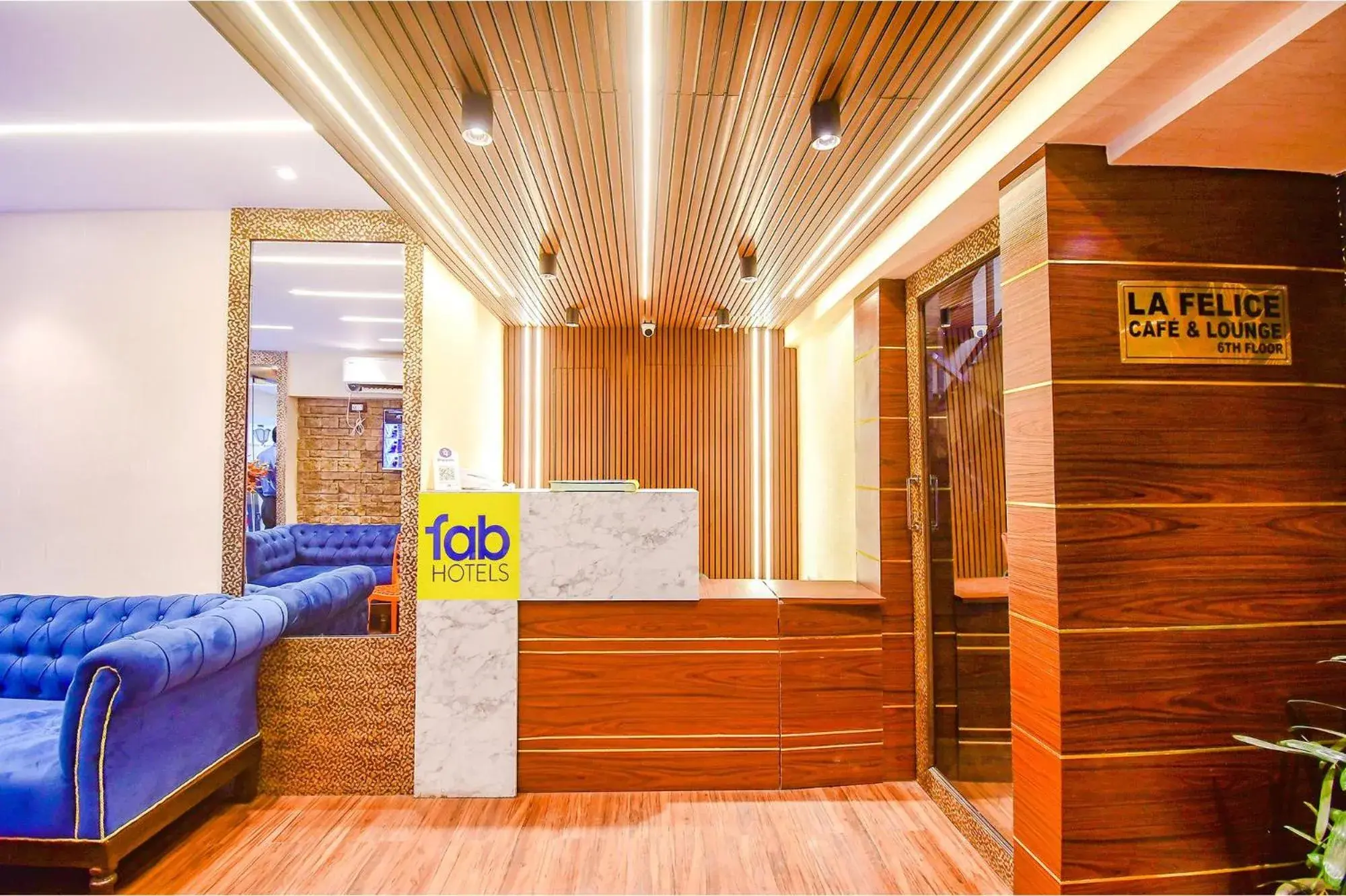 Lobby or reception in FabHotel Lake View Topsia Lobby or reception in FabHotel Lake View Topsia