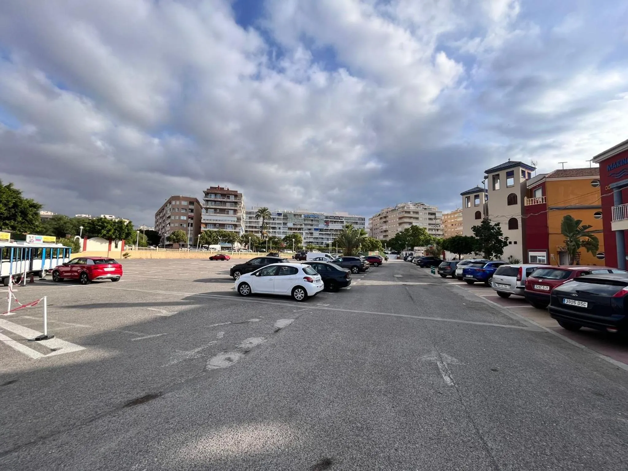 Parking in Apartamentos Marina Internacional