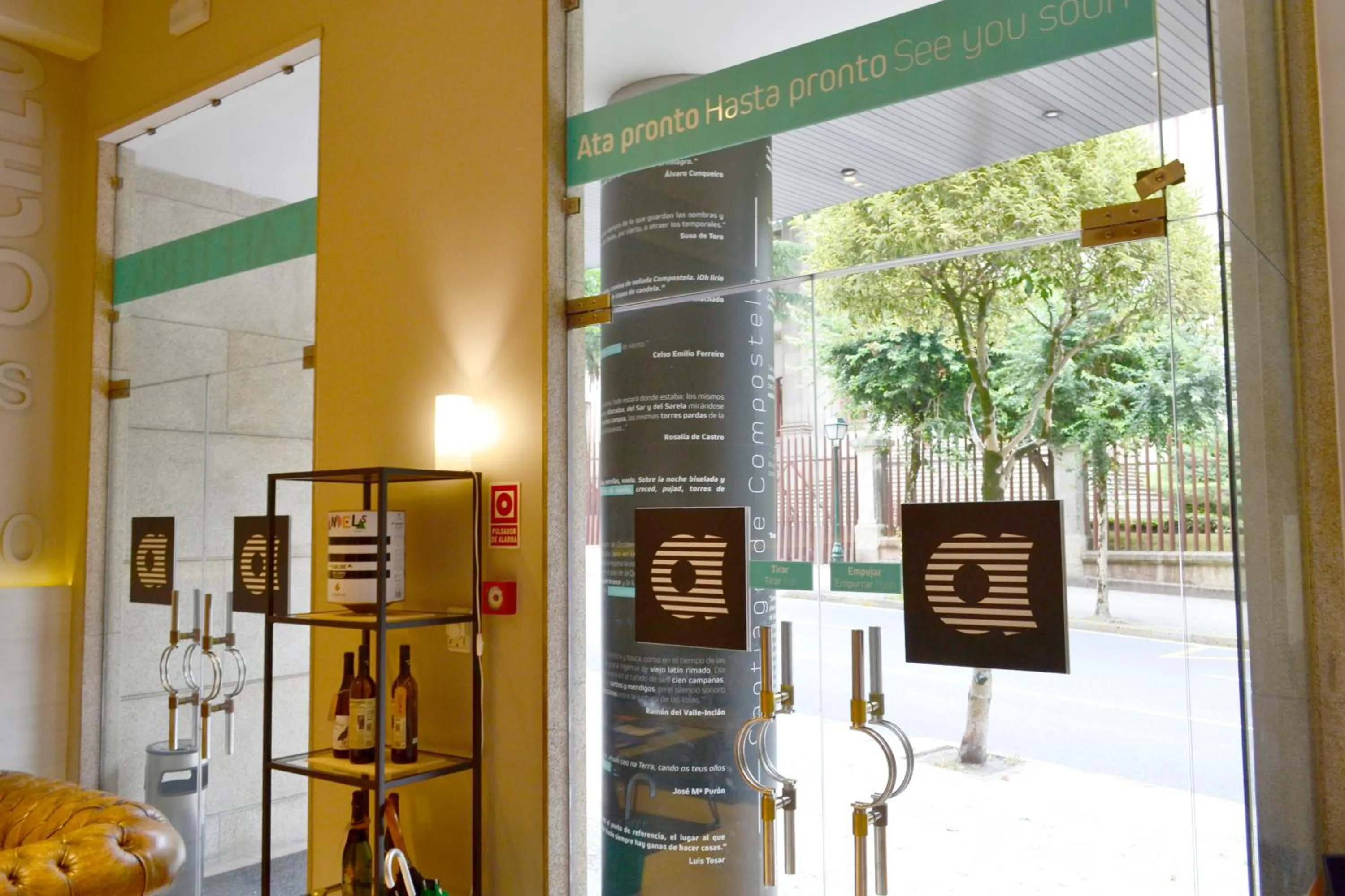 Facade/entrance in Hotel Alda San Carlos