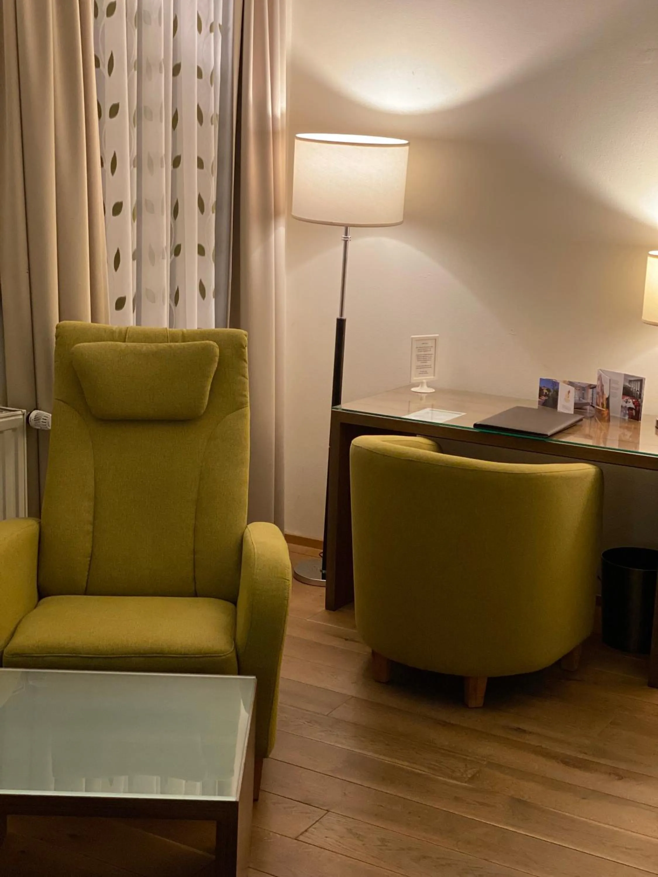 Photo of the whole room in Hotel am Herkules