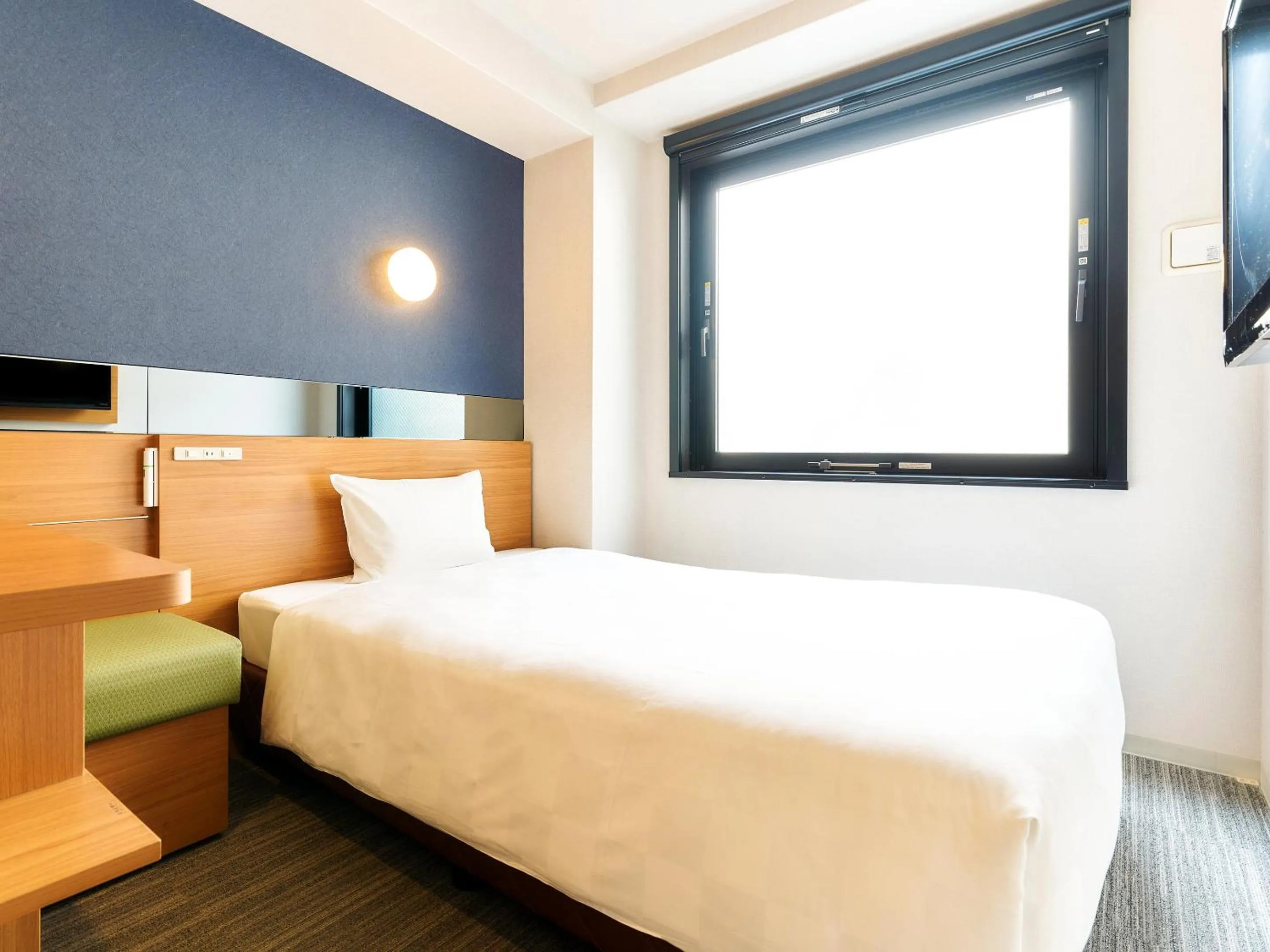 Bedroom, Bed in Hotel Meldia Kyotoshijoomiya