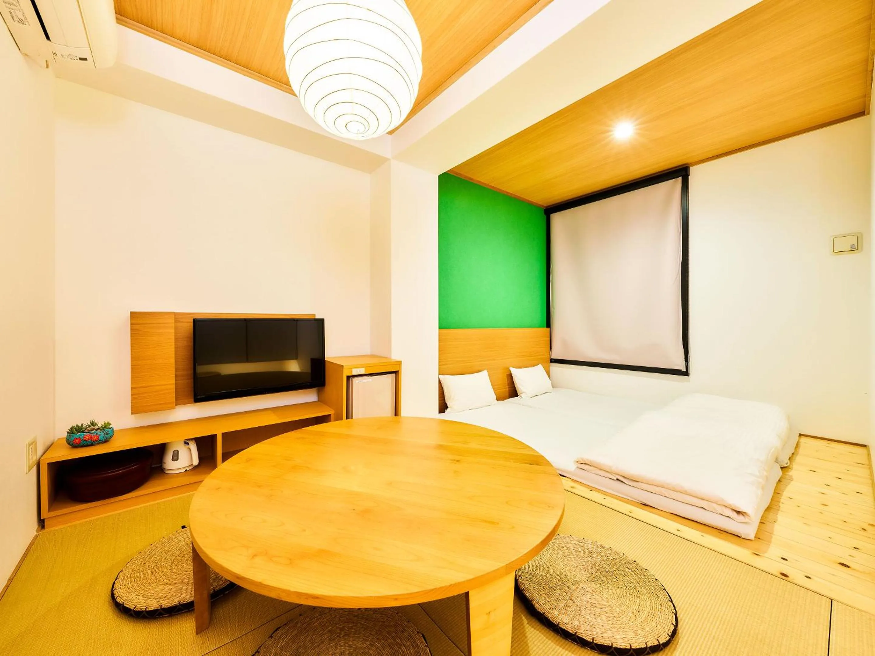 Photo of the whole room, Bed in Hotel Meldia Kyotoshijoomiya