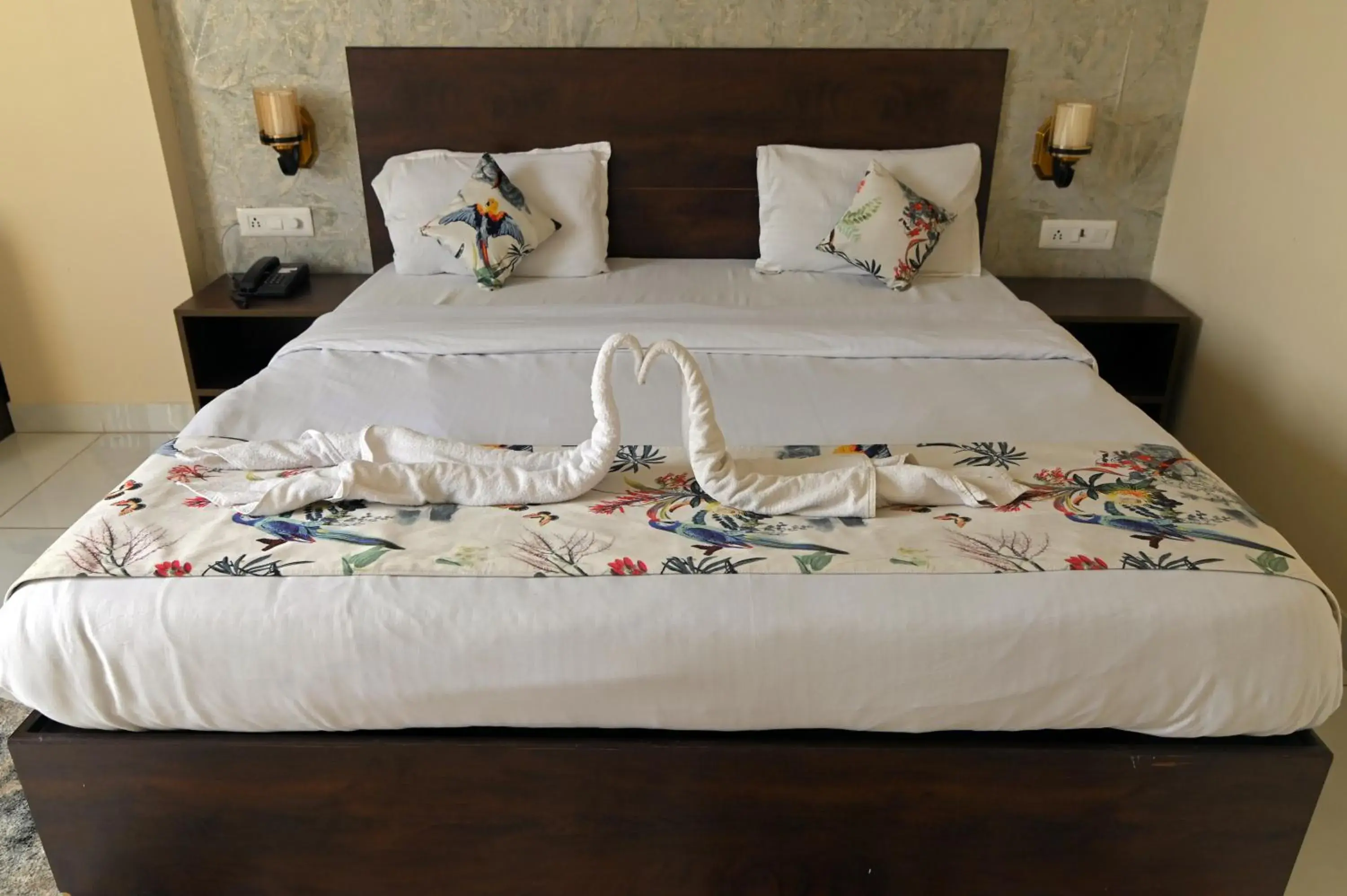 Bedroom, Bed in Jaswinder Bhawan - By The Ganges Bedroom, Bed in Jaswinder Bhawan - By The Ganges