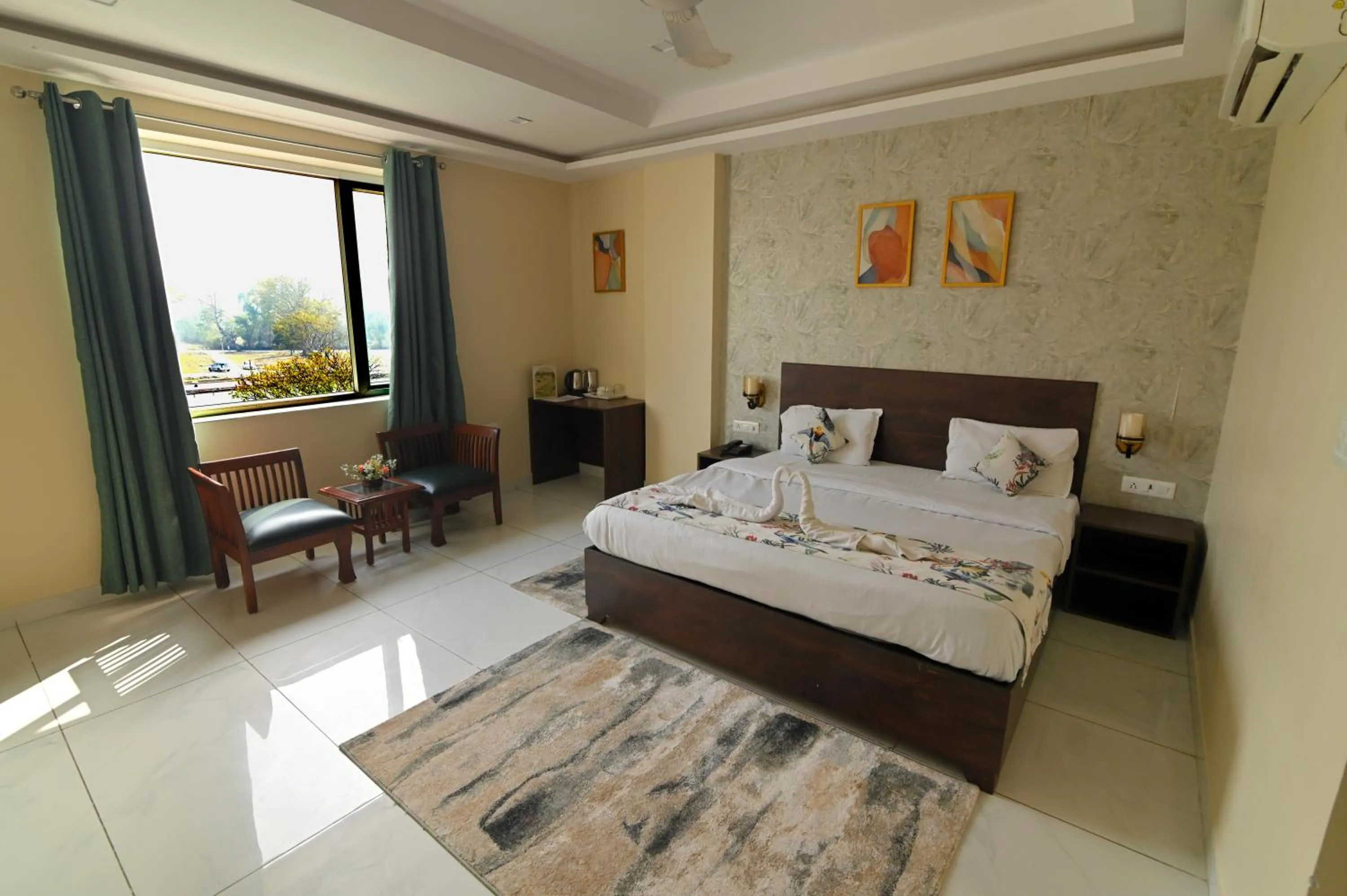 View (from property/room), Bed in Jaswinder Bhawan - By The Ganges