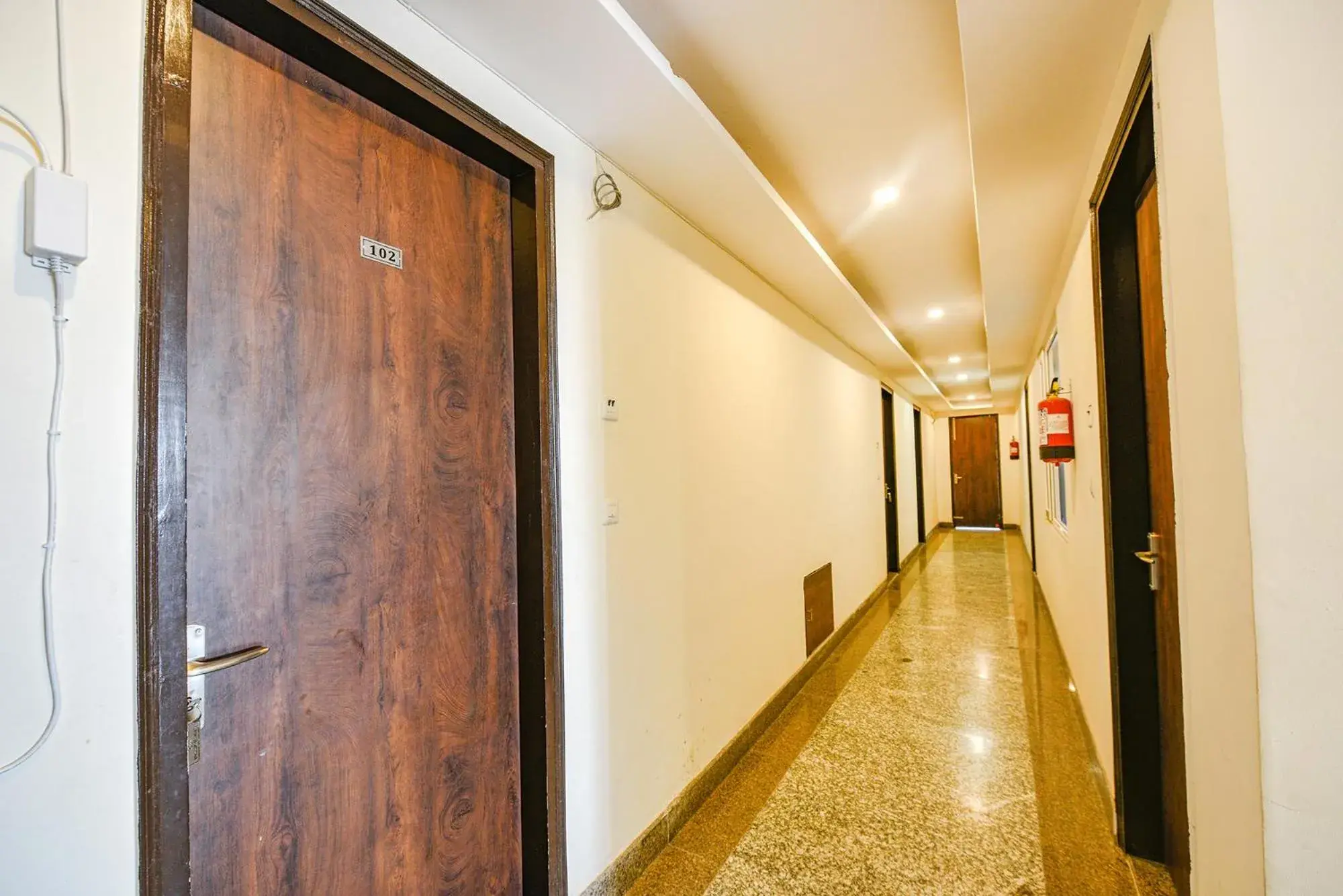 Lobby or reception in FabHotel Jaswinder Bhawan Lobby or reception in FabHotel Jaswinder Bhawan