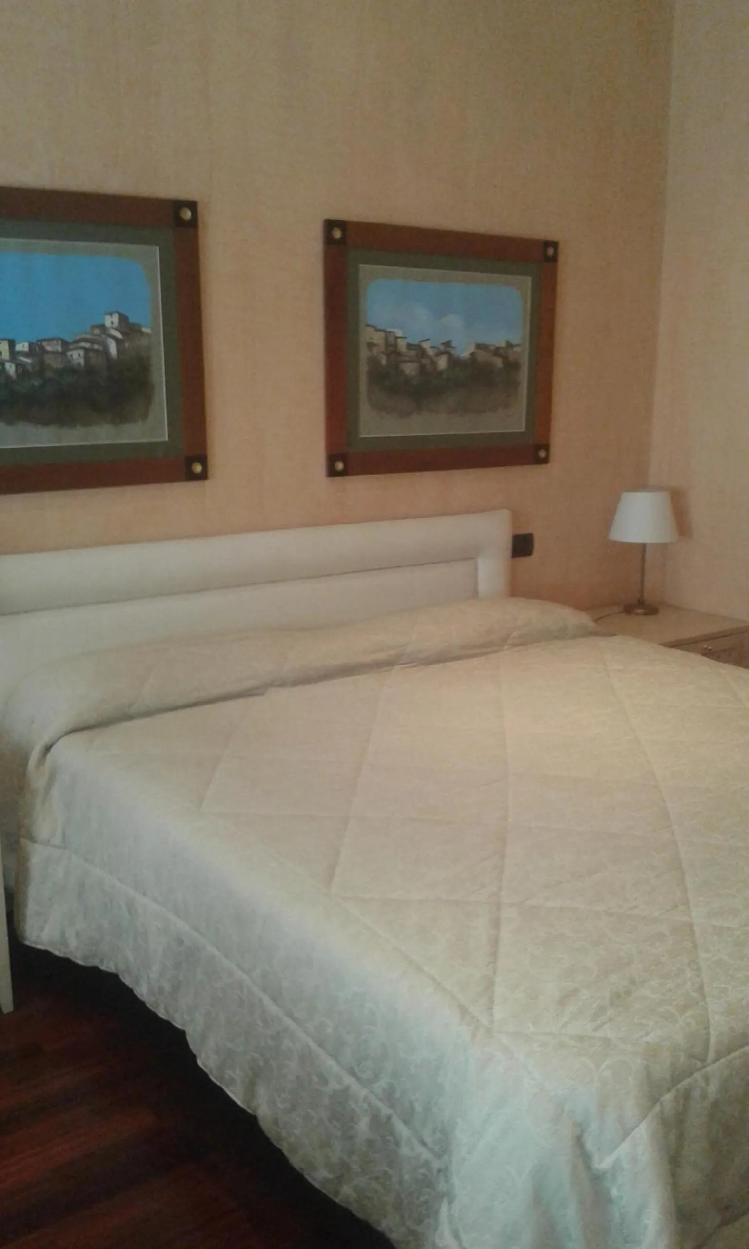 Bed in Colosseo Studio Suite
