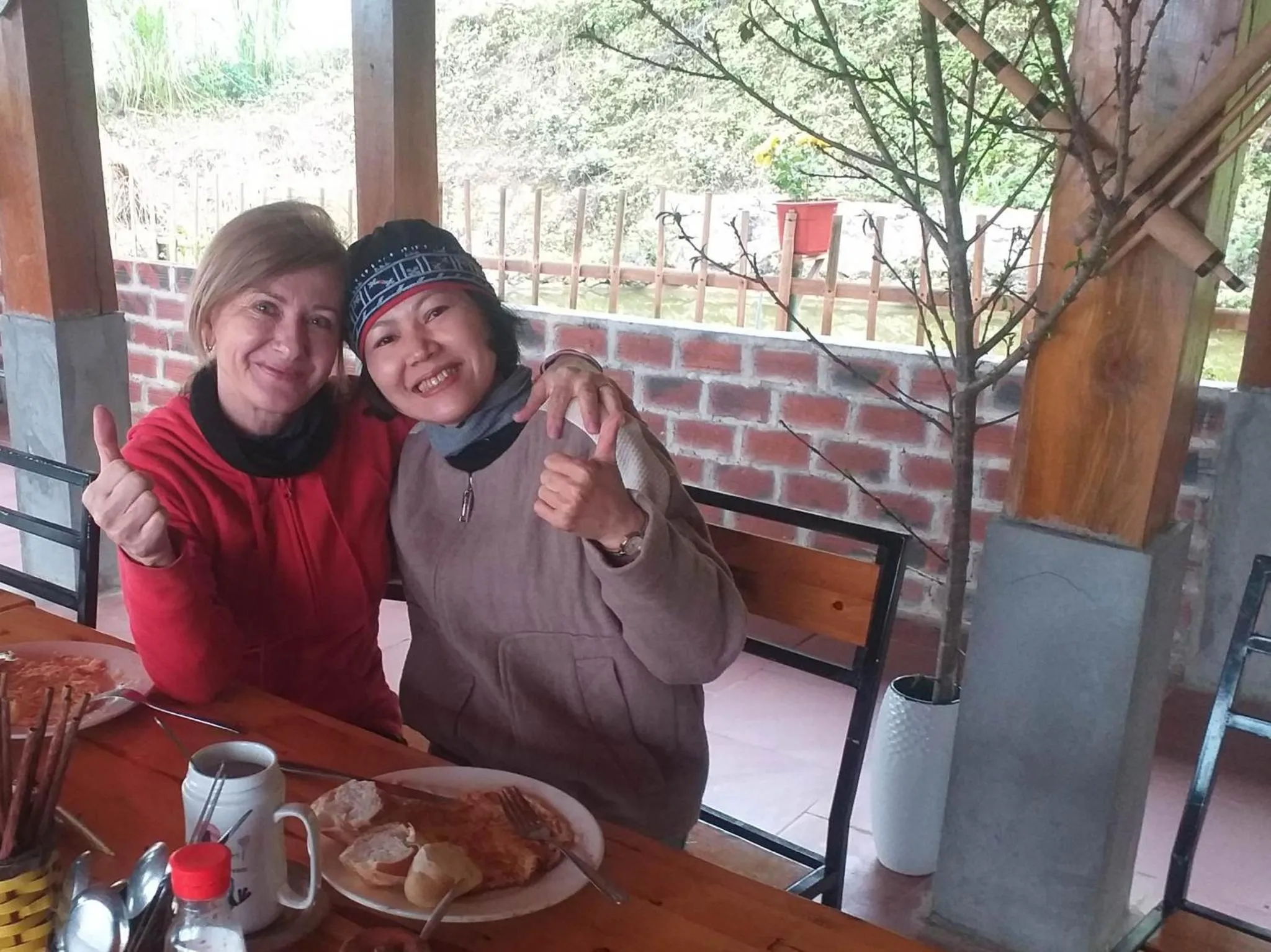 Food and drinks in Retreat Home Bản Dọi Mộc Châu