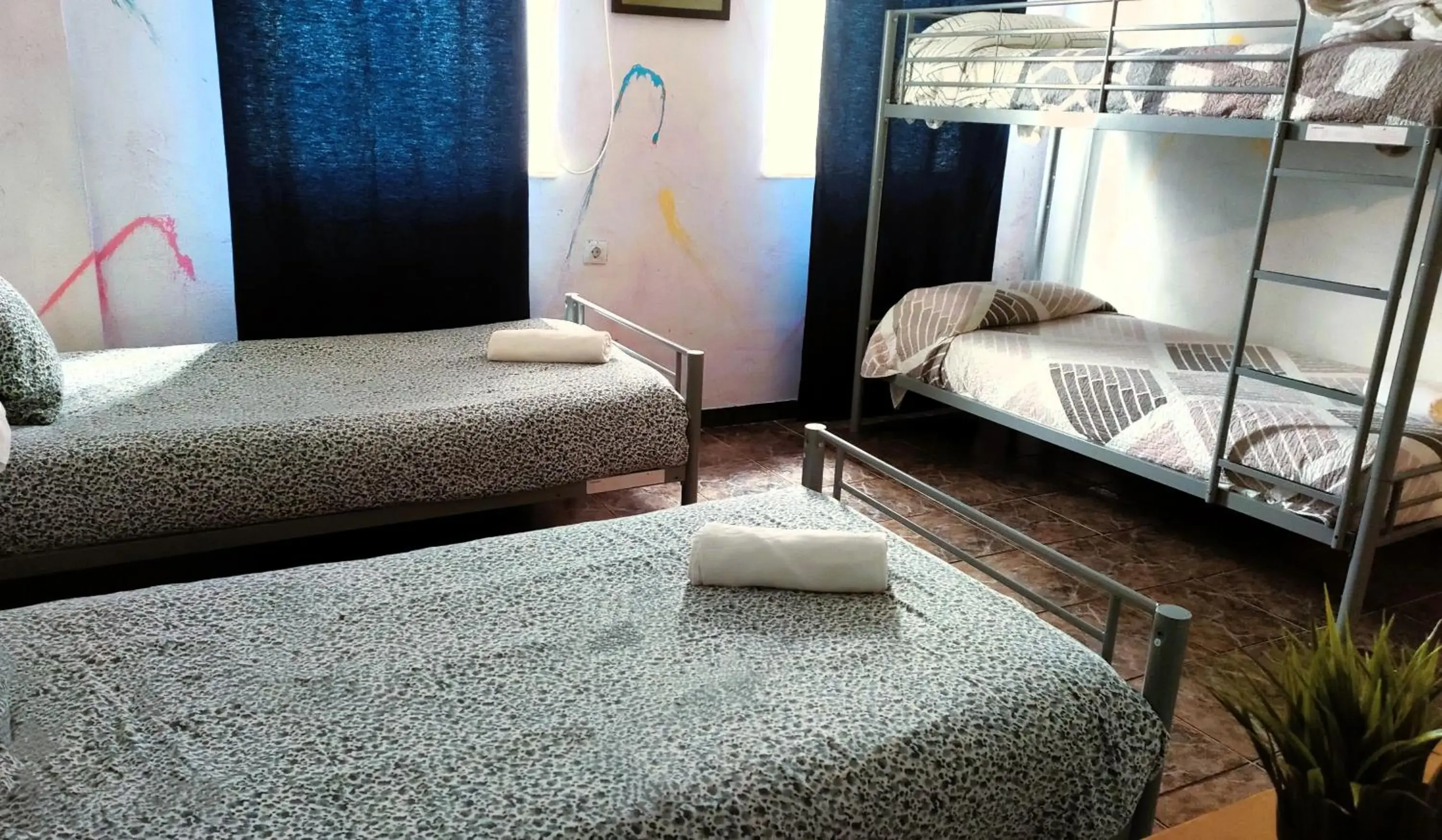 Quadruple Room with Private Bathroom in SevillaDream Quadruple Room with Private Bathroom in SevillaDream